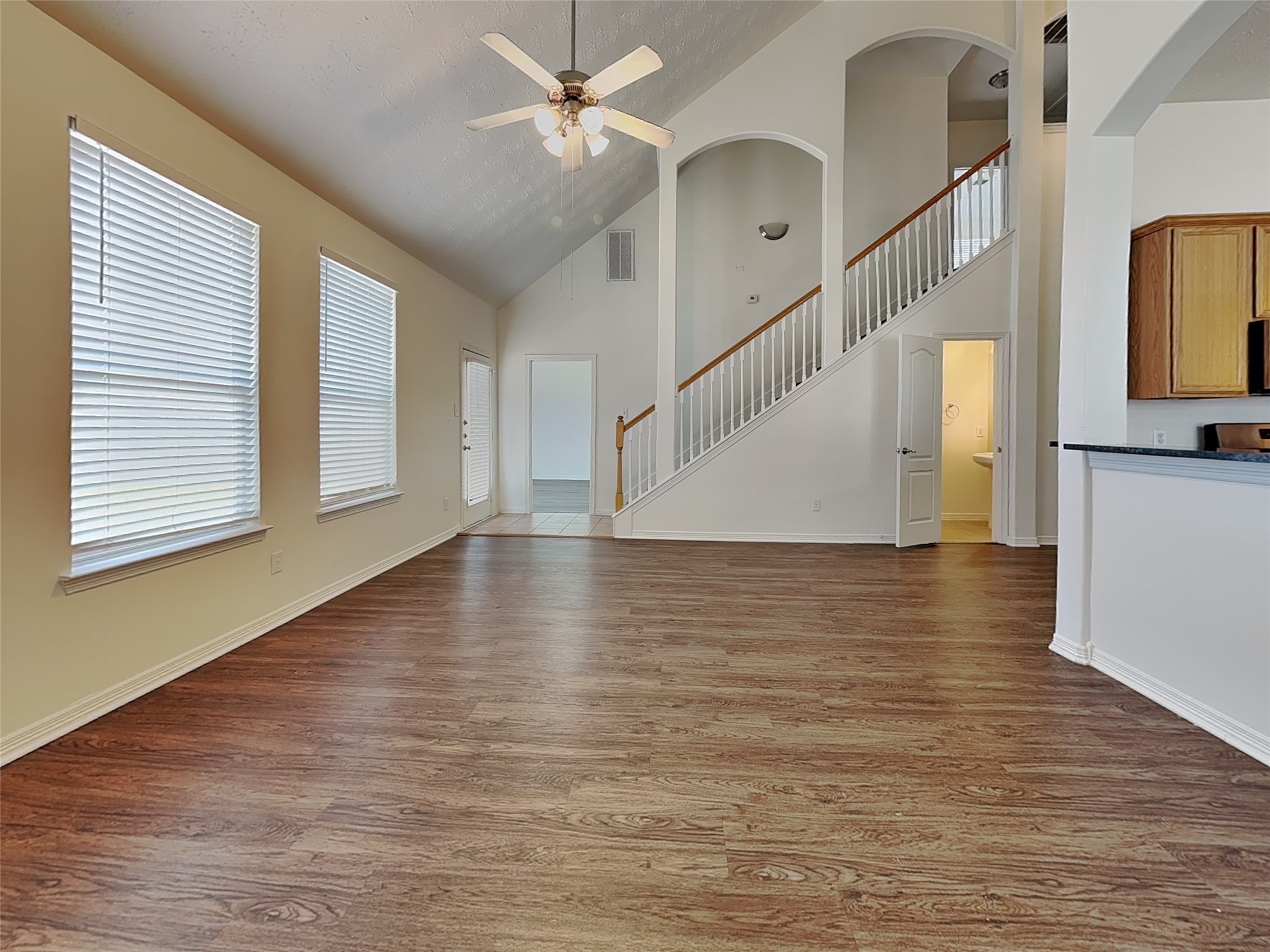 30622 N Sulphur Creek Drive Property Photo 6