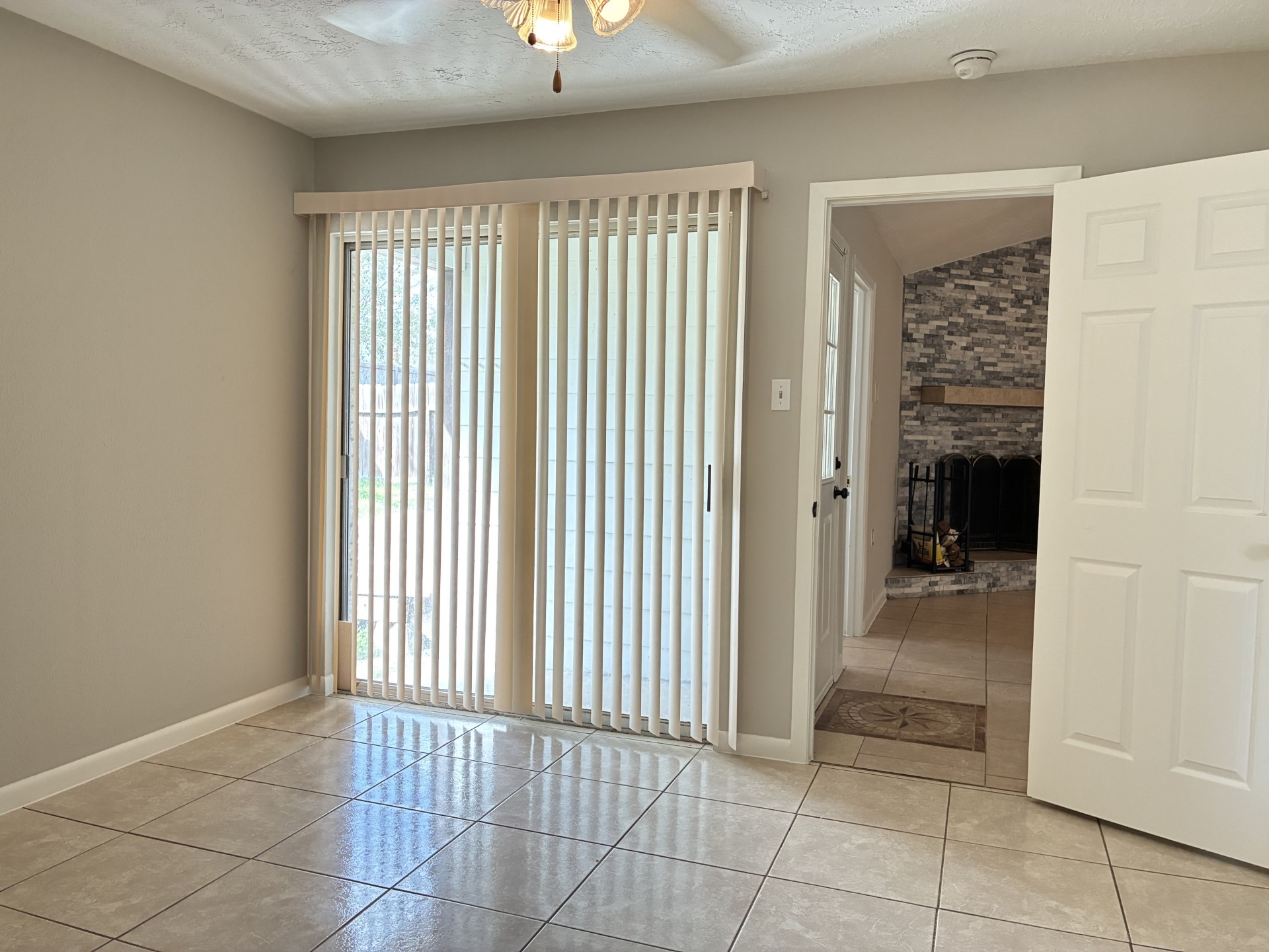 4211 Autumn Meadow Drive Property Photo 11