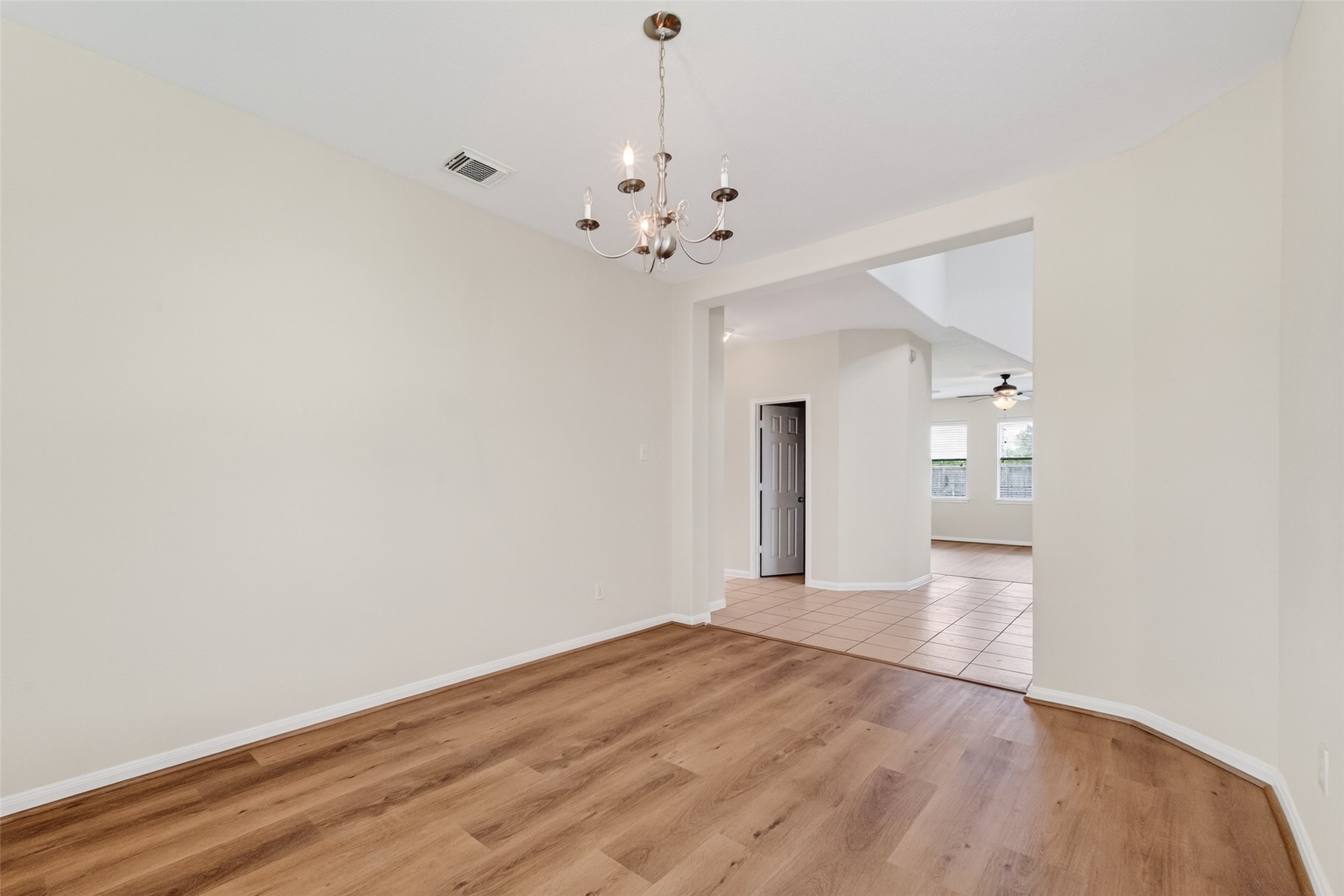 16119 Gavin Lane Property Photo 4