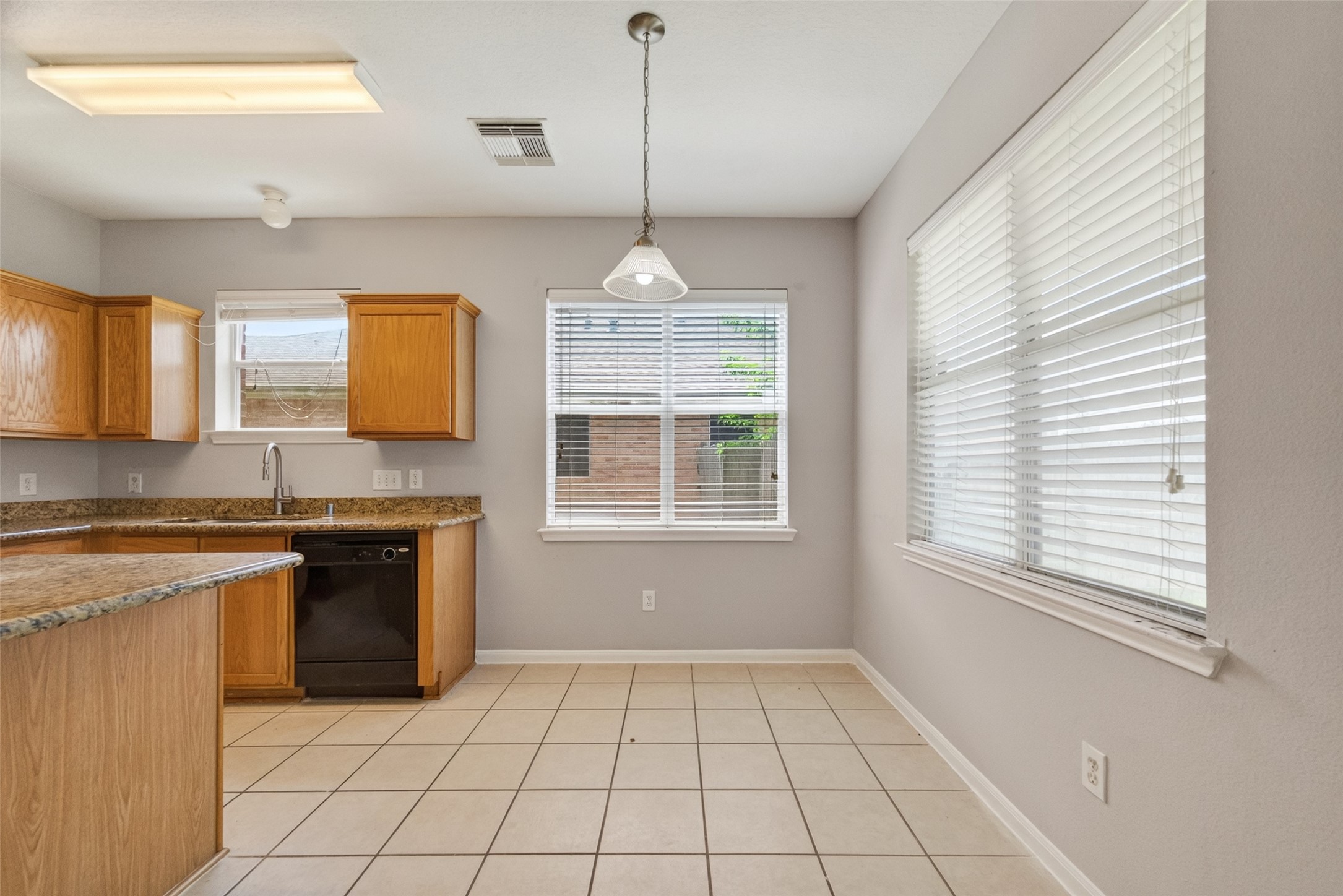 16119 Gavin Lane Property Photo 11
