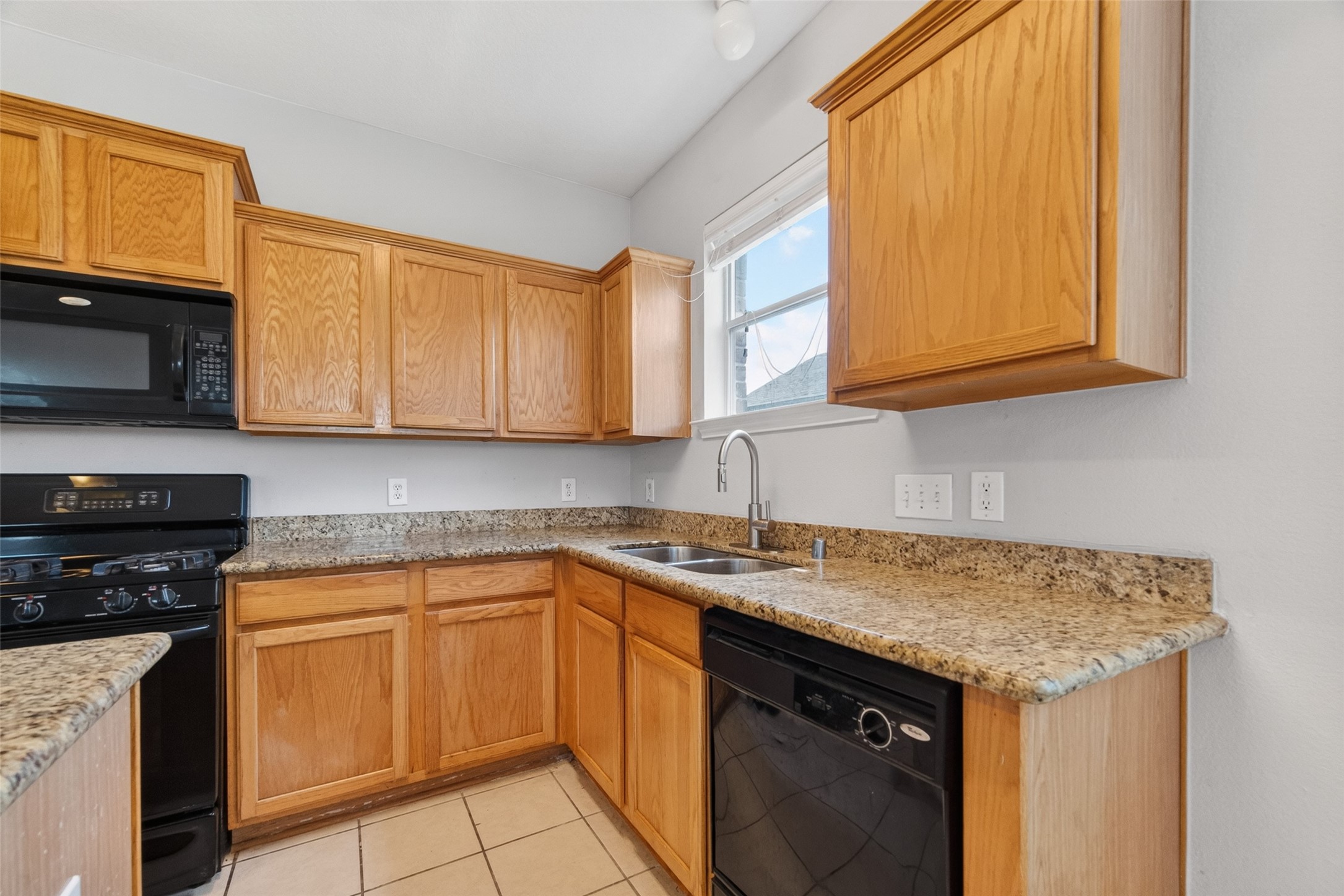 16119 Gavin Lane Property Photo 13