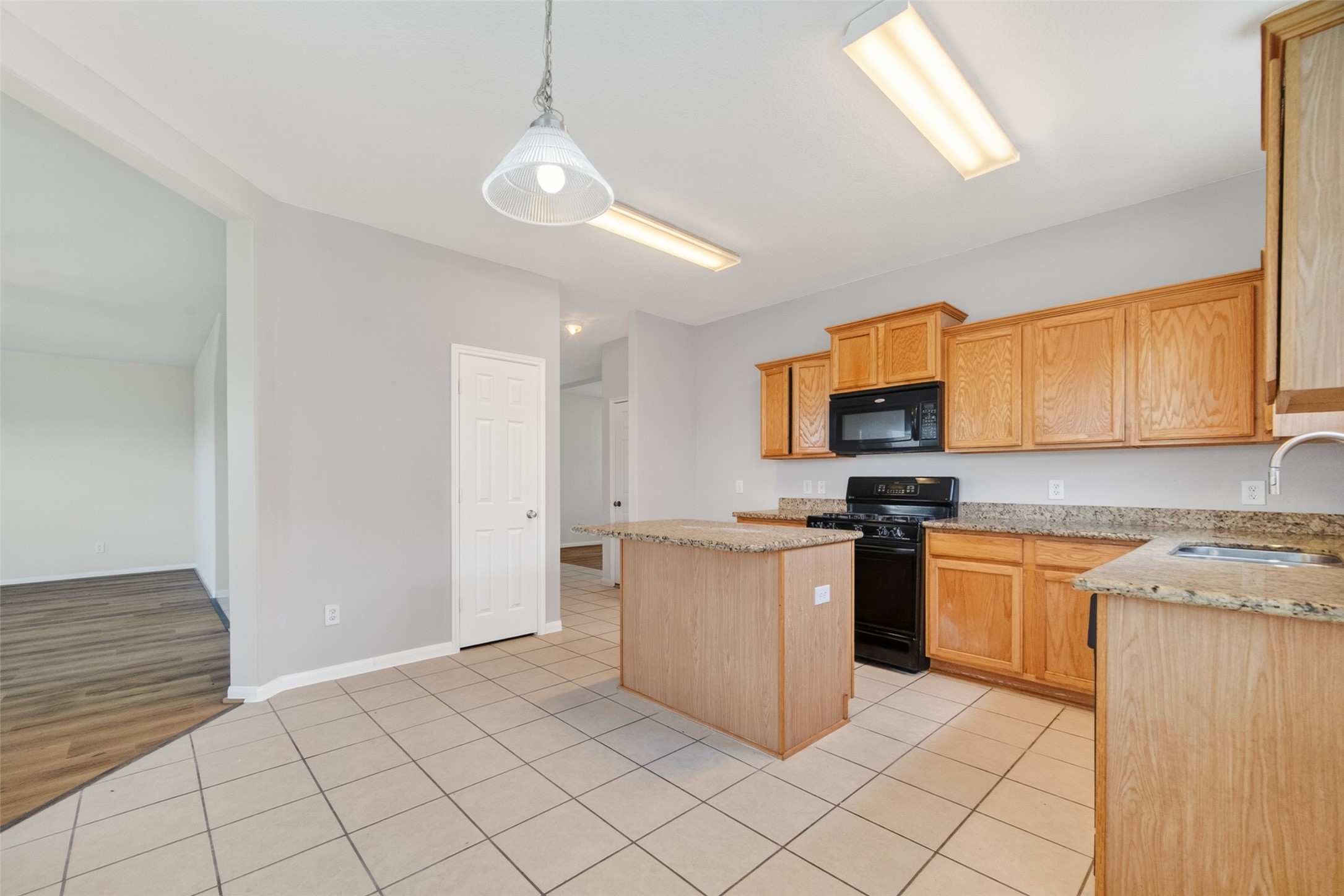 16119 Gavin Lane Property Photo 14