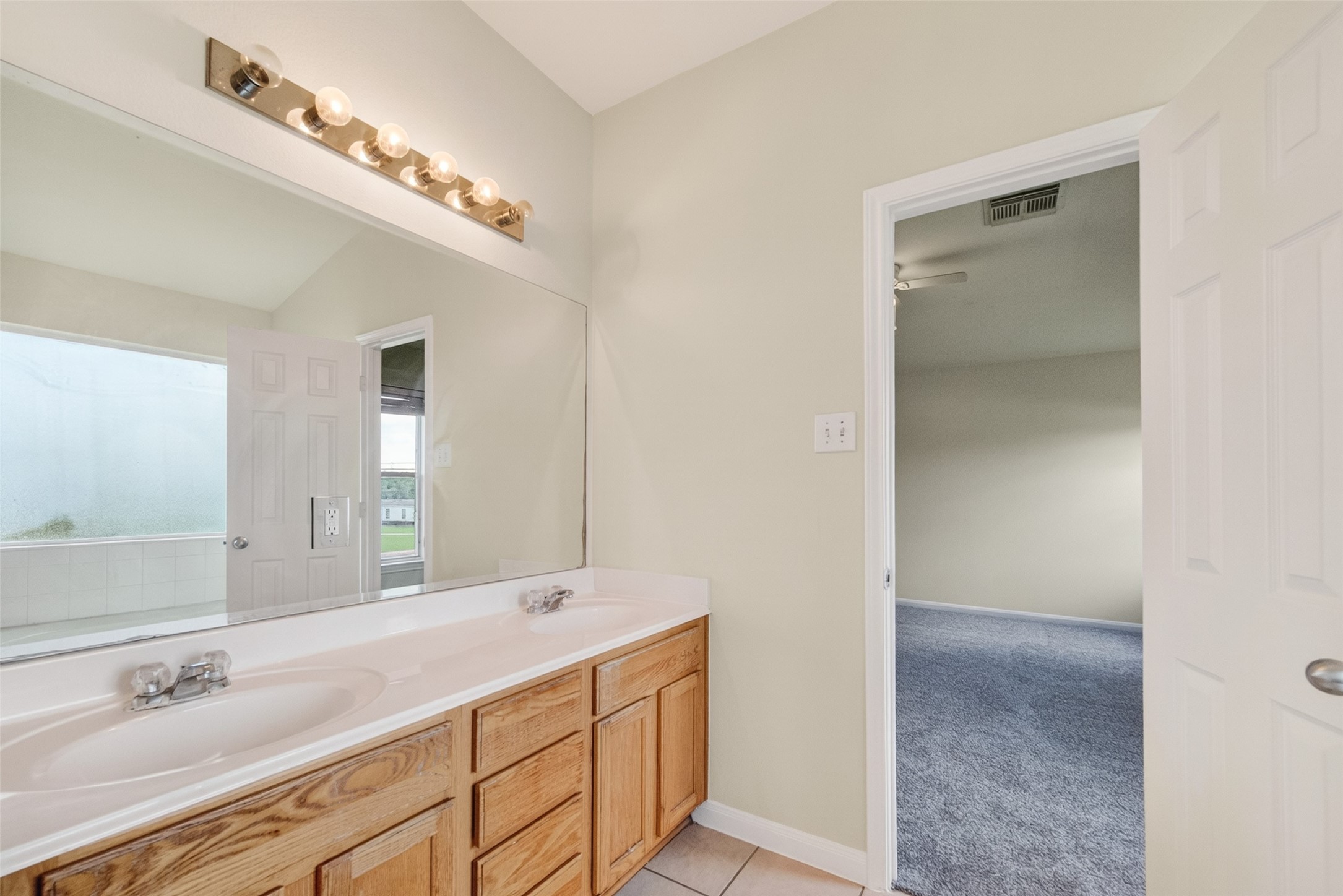 16119 Gavin Lane Property Photo 27