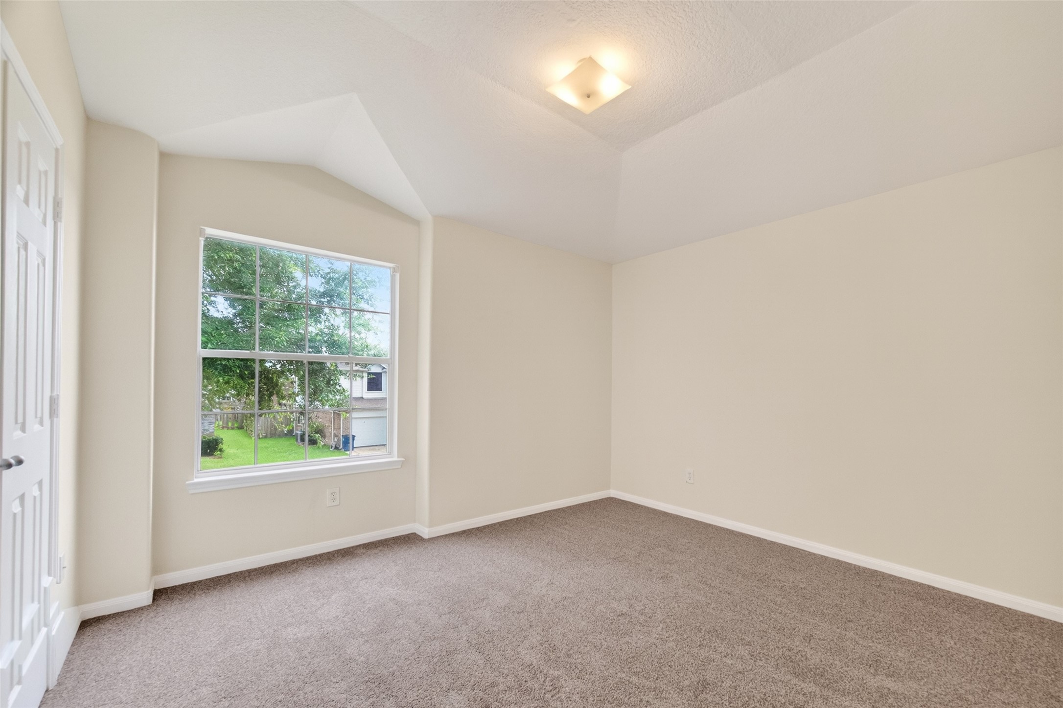16119 Gavin Lane Property Photo 34