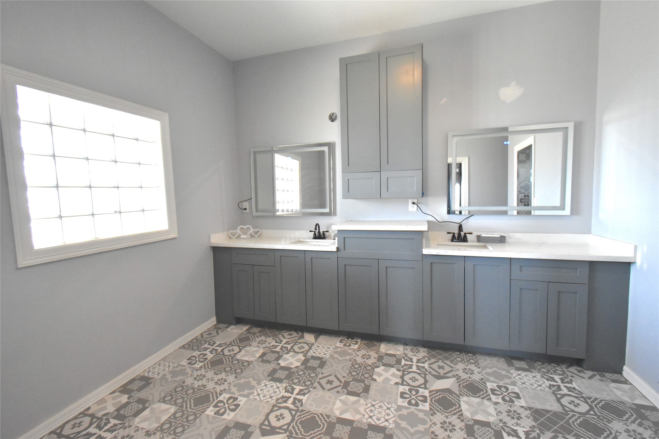 2991 N Highway 83 Property Photo 19