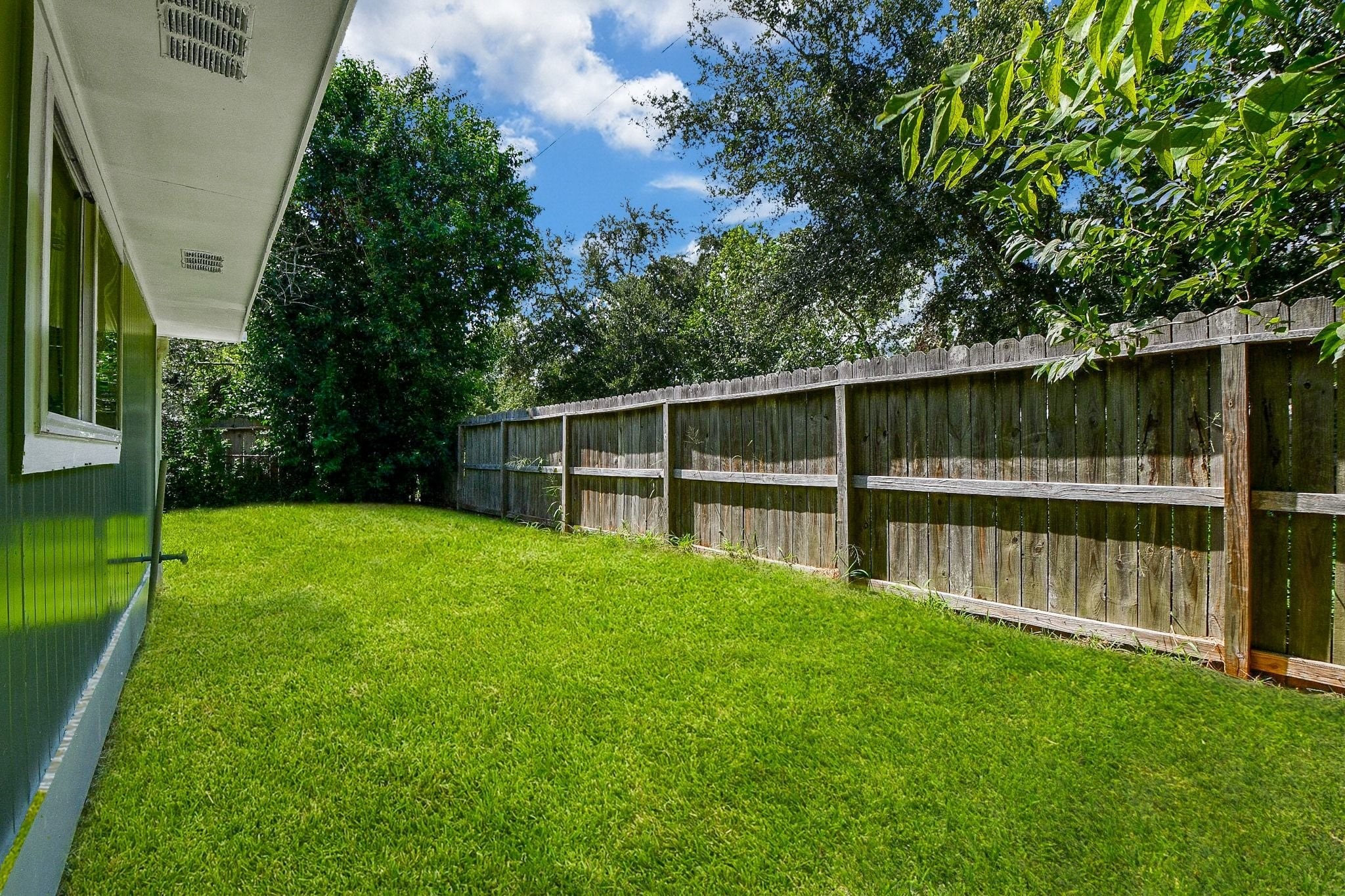 922 Bacliff Drive Property Photo 34