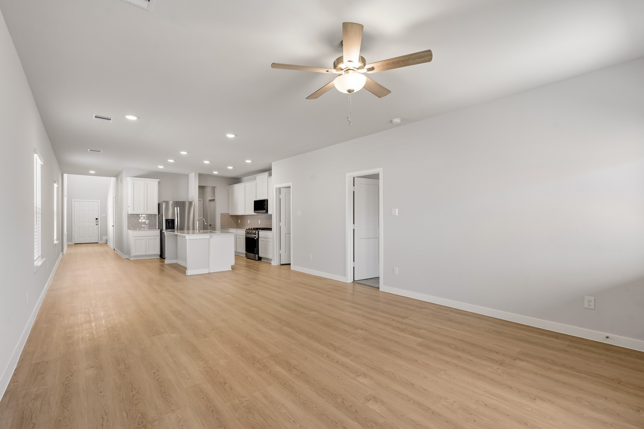 4030 Bay Court Property Photo 14