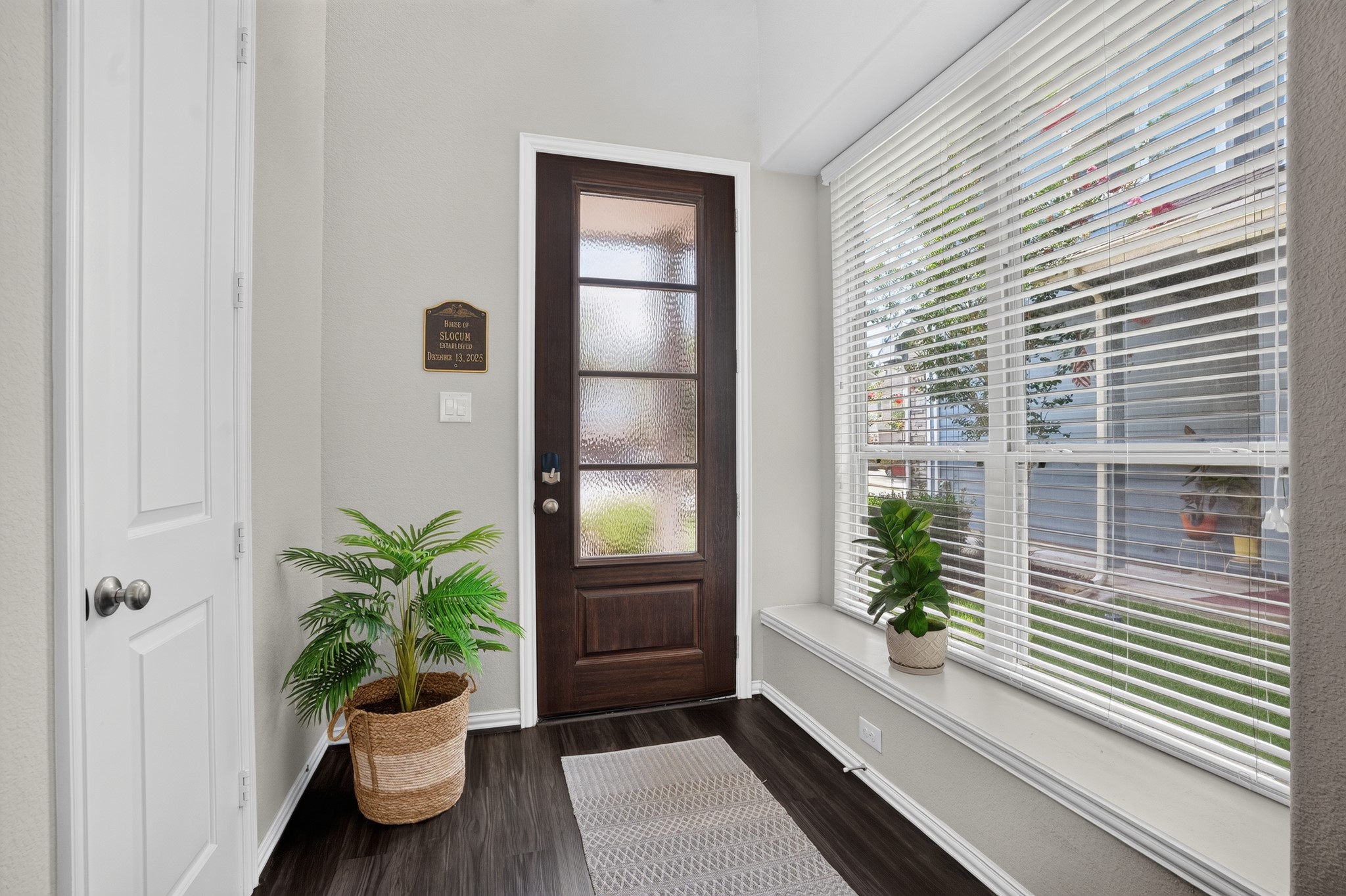 206 Moon Dance Court Property Photo 3