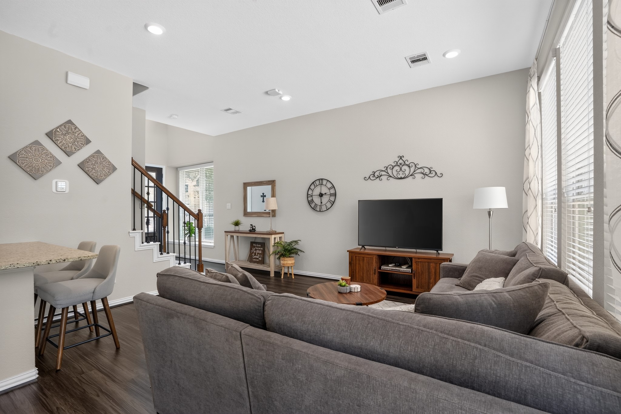 206 Moon Dance Court Property Photo 7