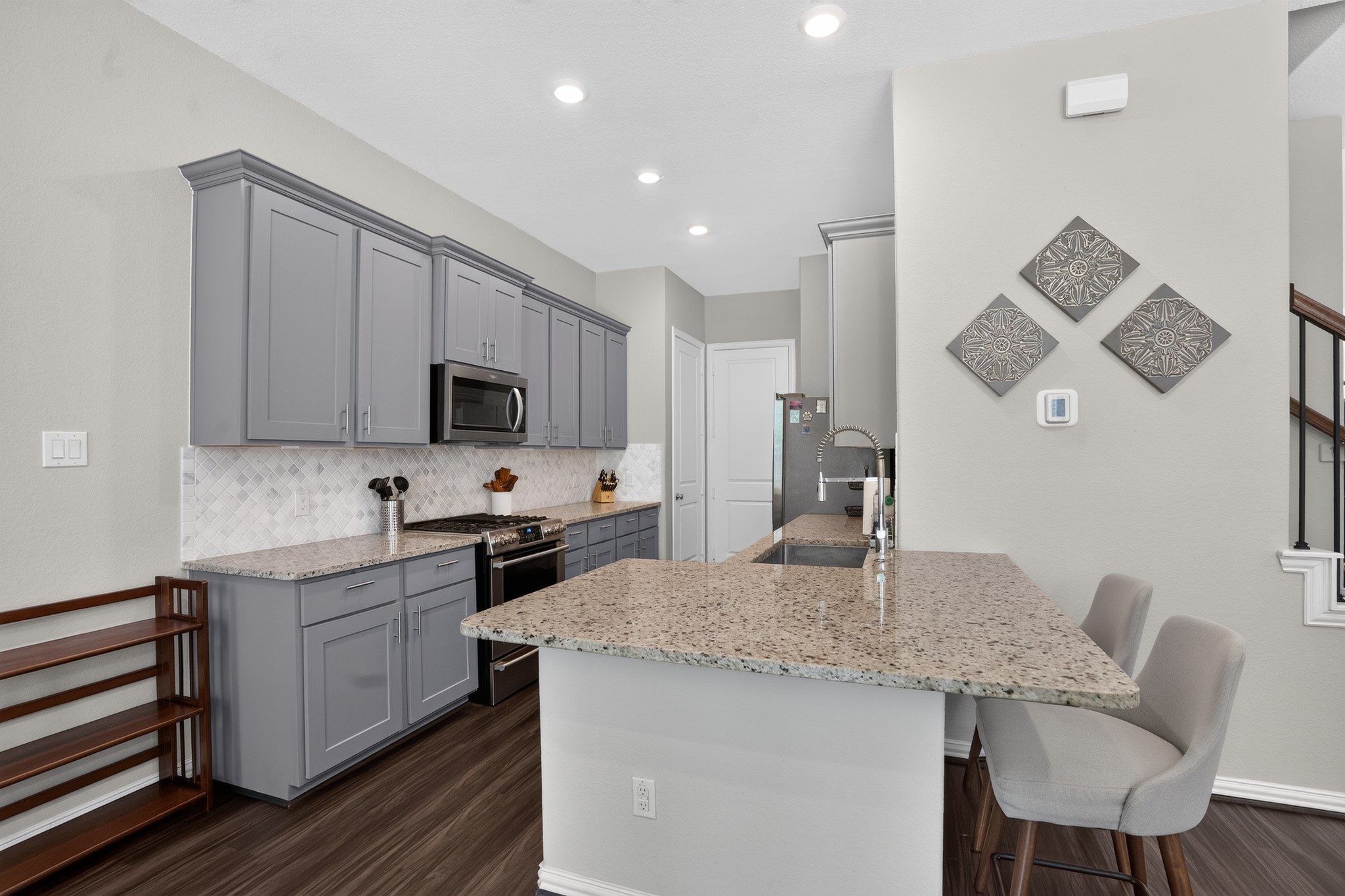 206 Moon Dance Court Property Photo 8