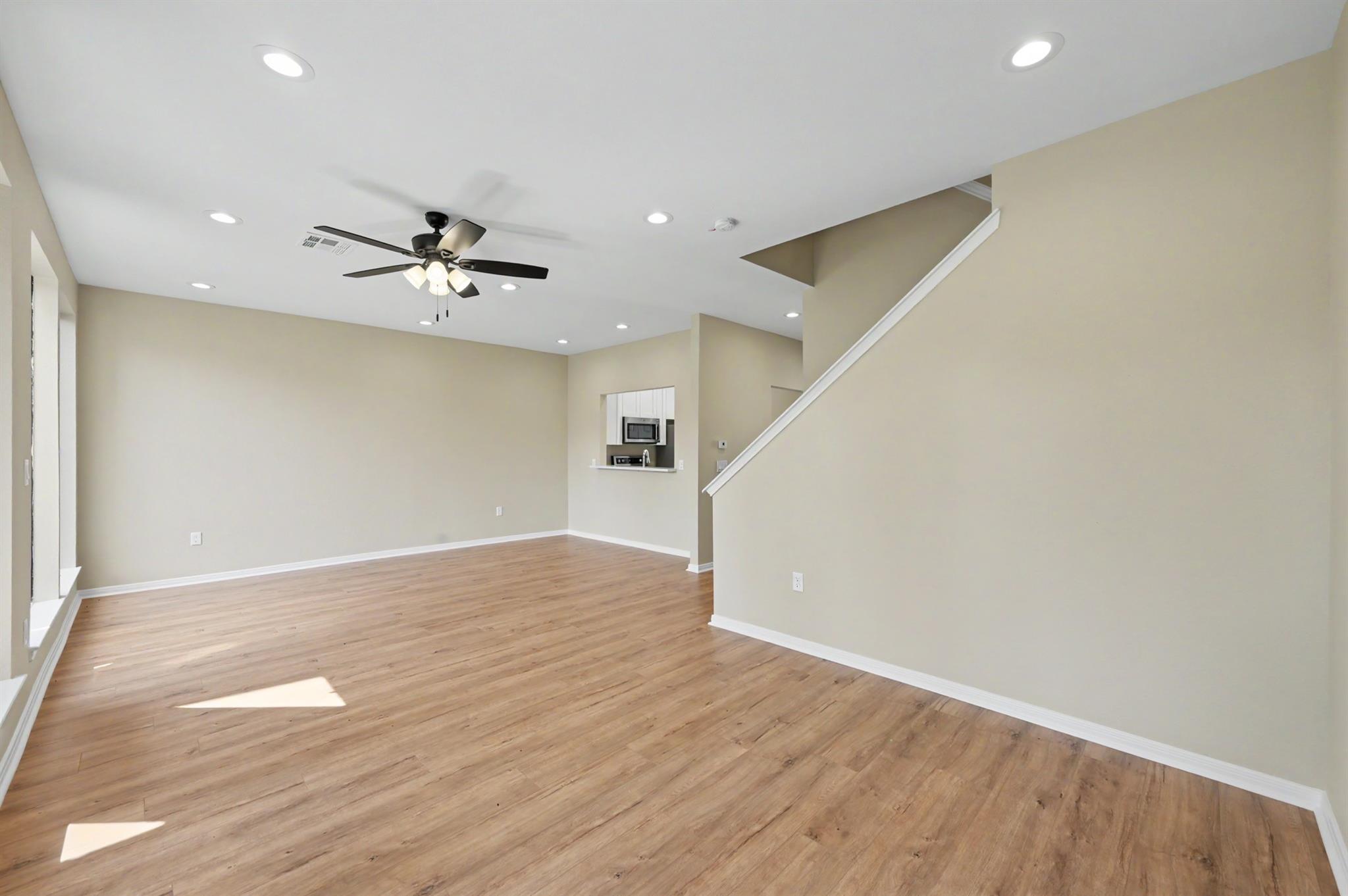 3240 Poe Drive Property Photo 7