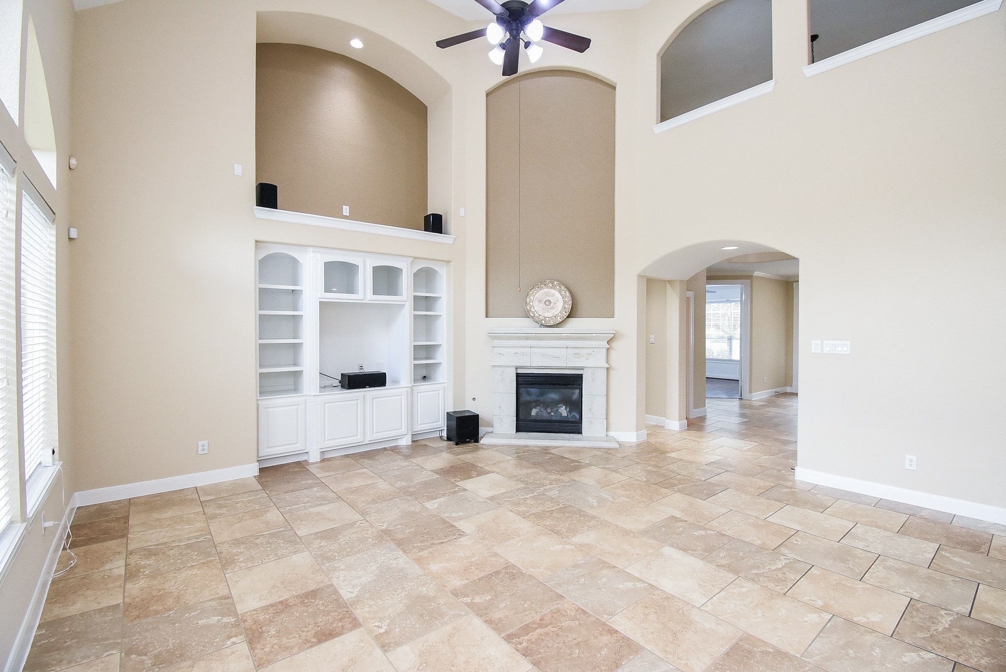7606 Westmoreland Drive Property Photo 6