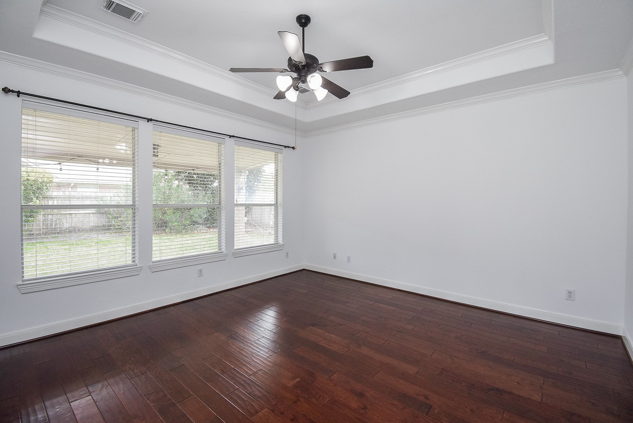 7606 Westmoreland Drive Property Photo 24