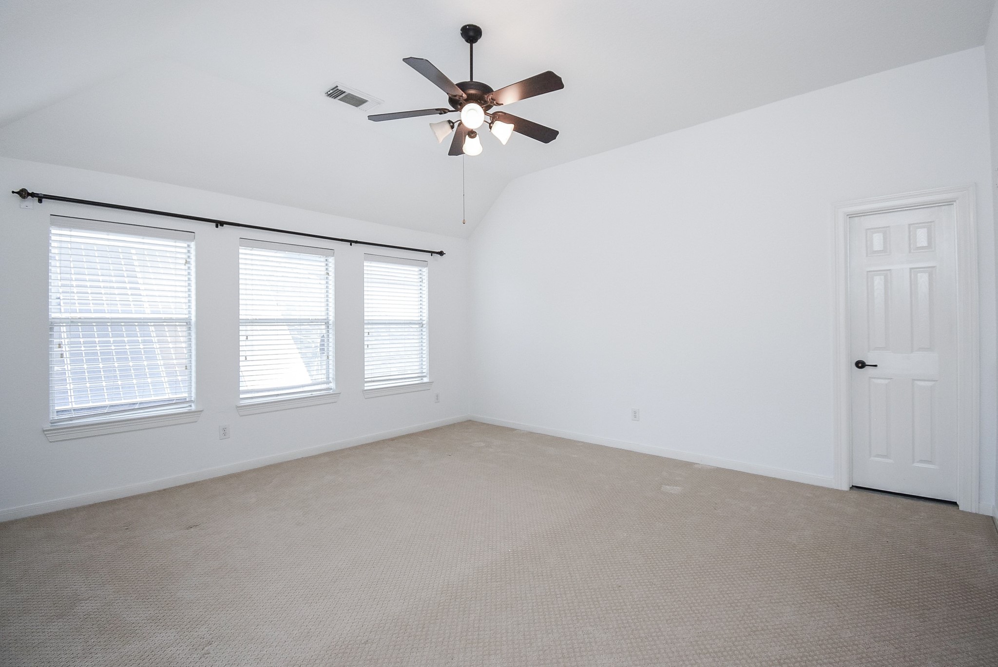7606 Westmoreland Drive Property Photo 29