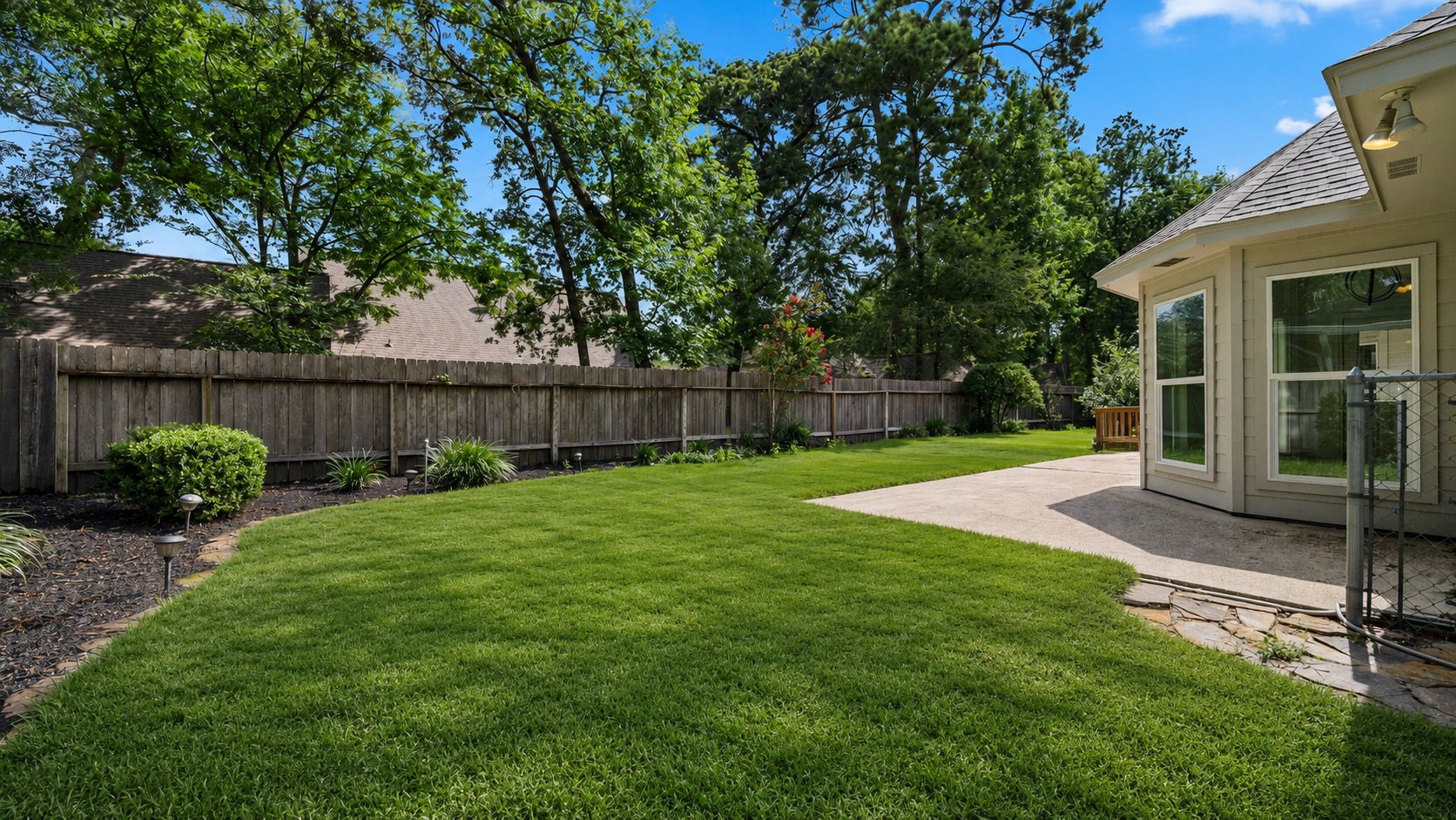 18 Windsor Drive Property Photo 28