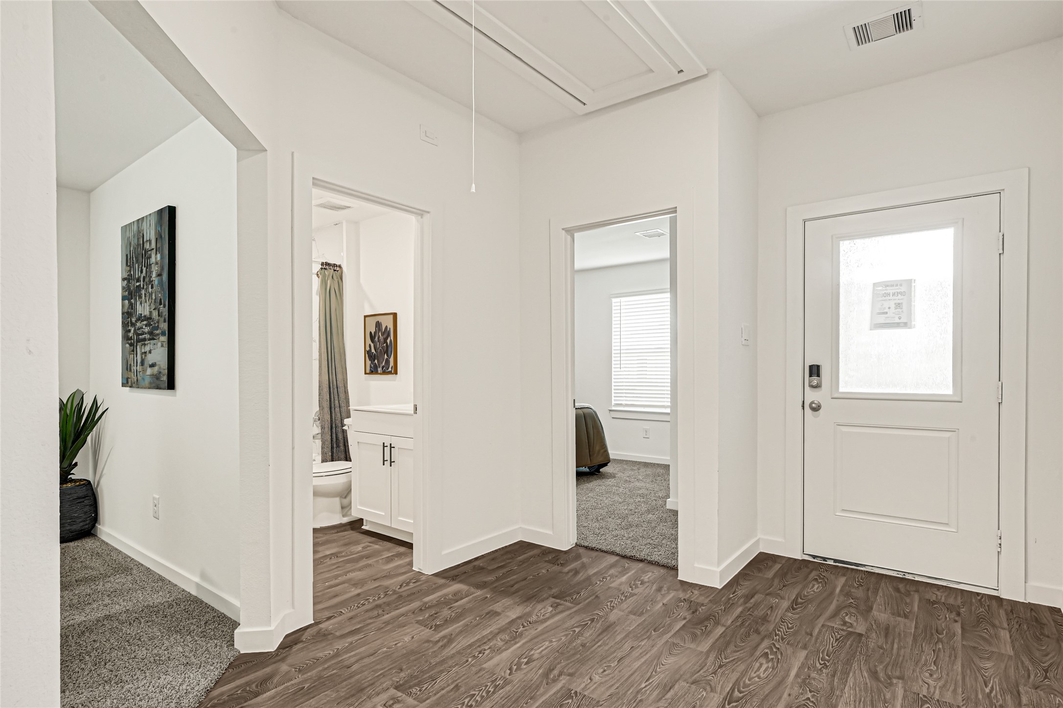 6722 Prairie Sky Drive Property Photo 5