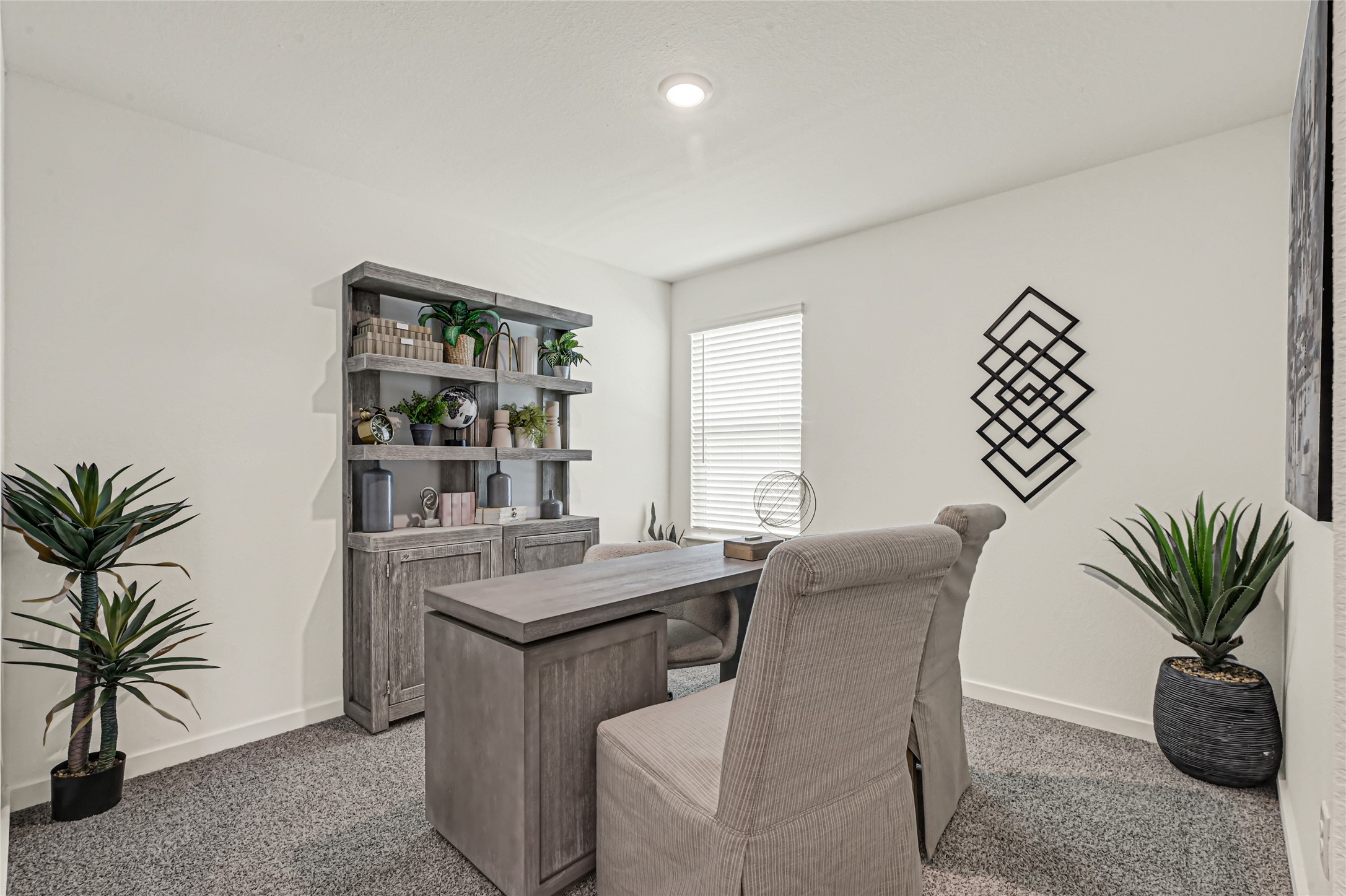6722 Prairie Sky Drive Property Photo 6