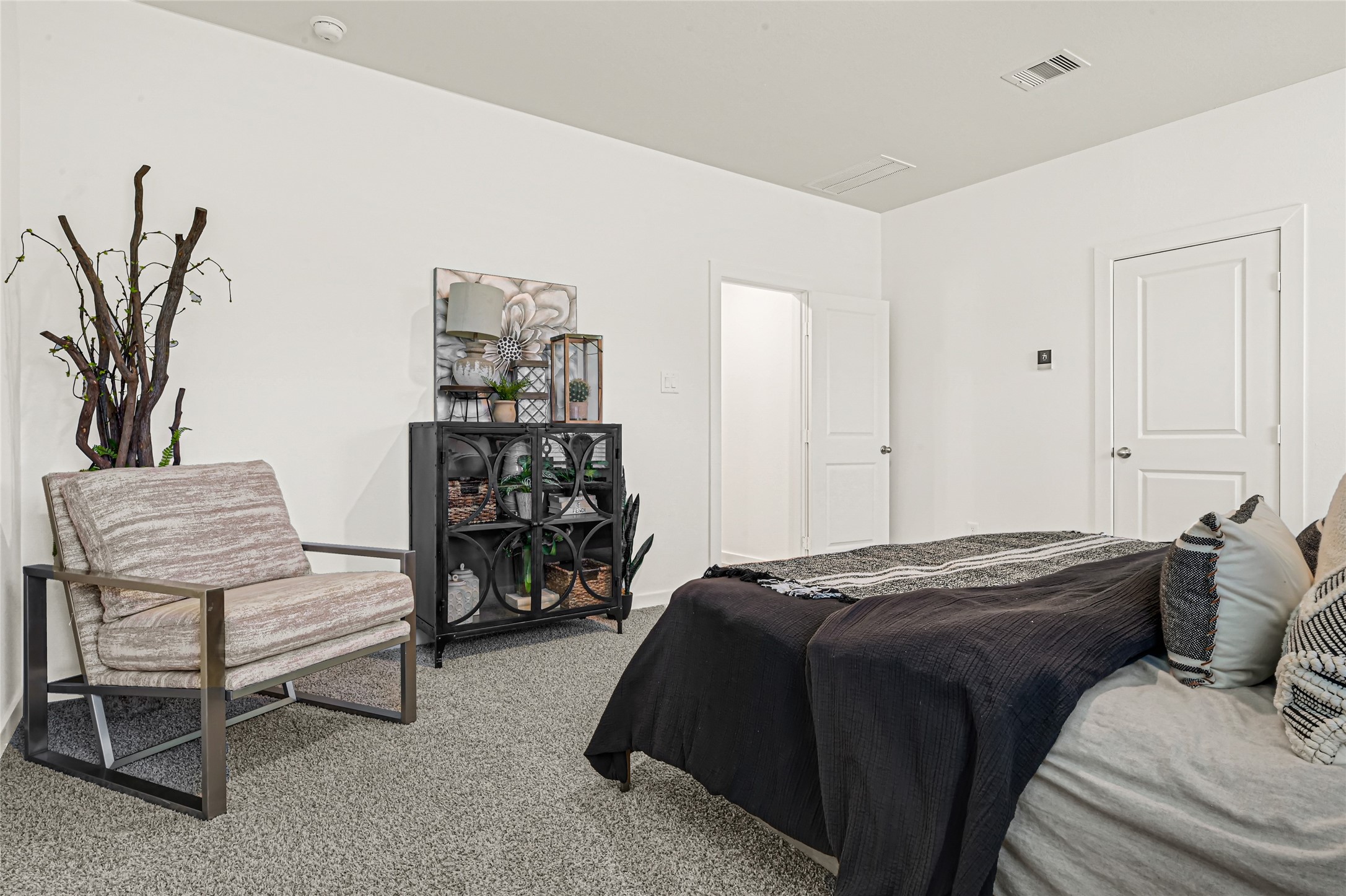 6722 Prairie Sky Drive Property Photo 27