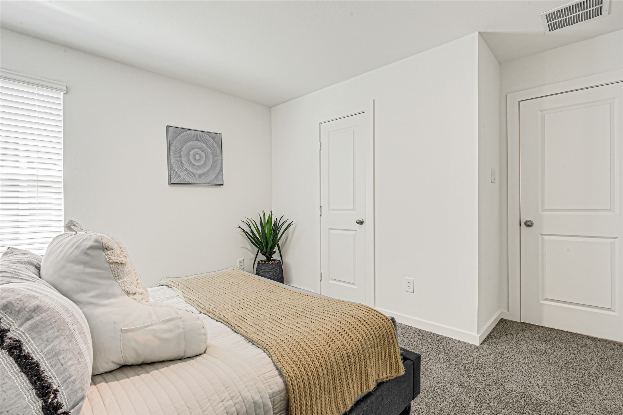 6722 Prairie Sky Drive Property Photo 40