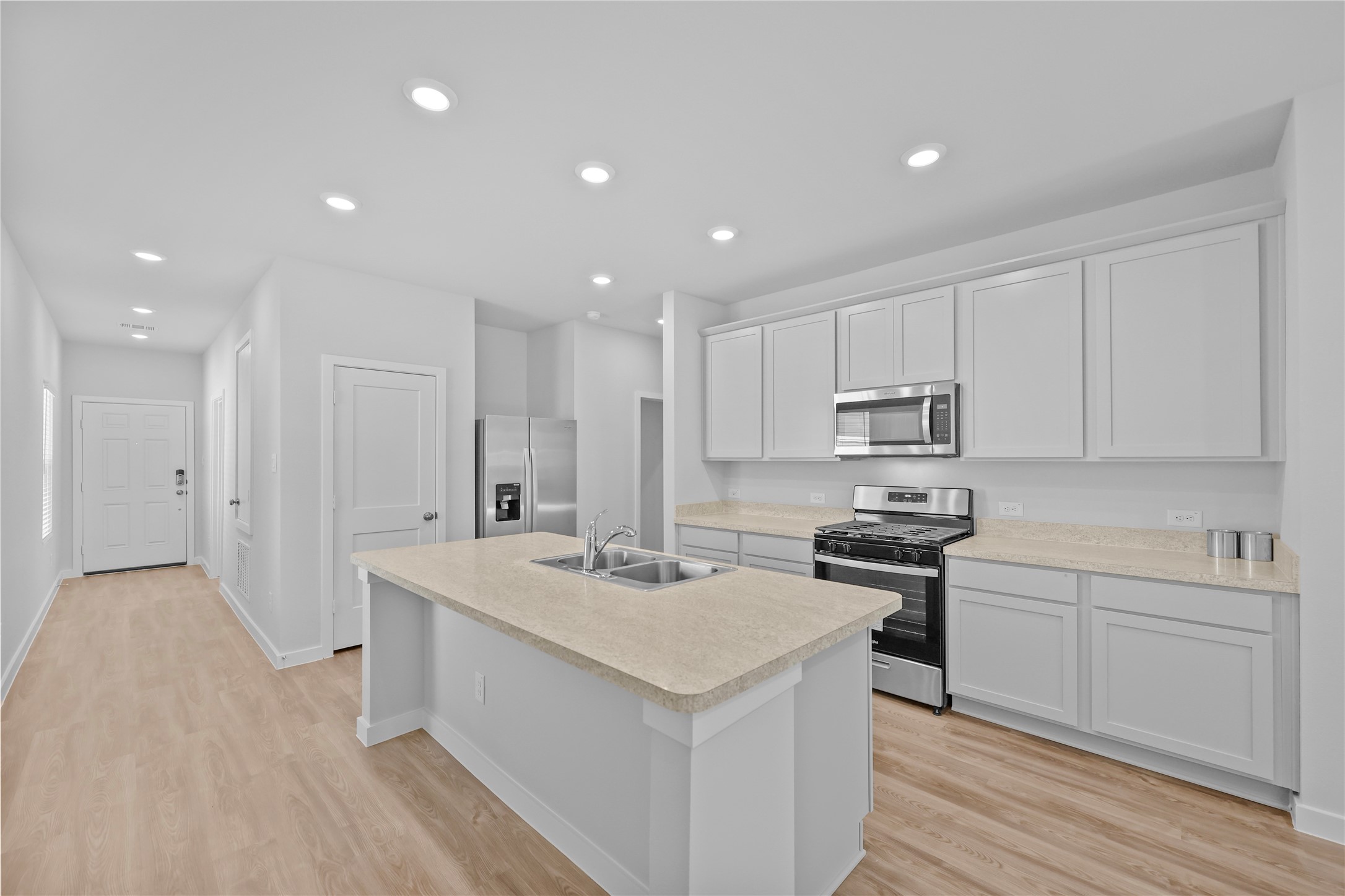 17015 Pandora Way Property Photo 7