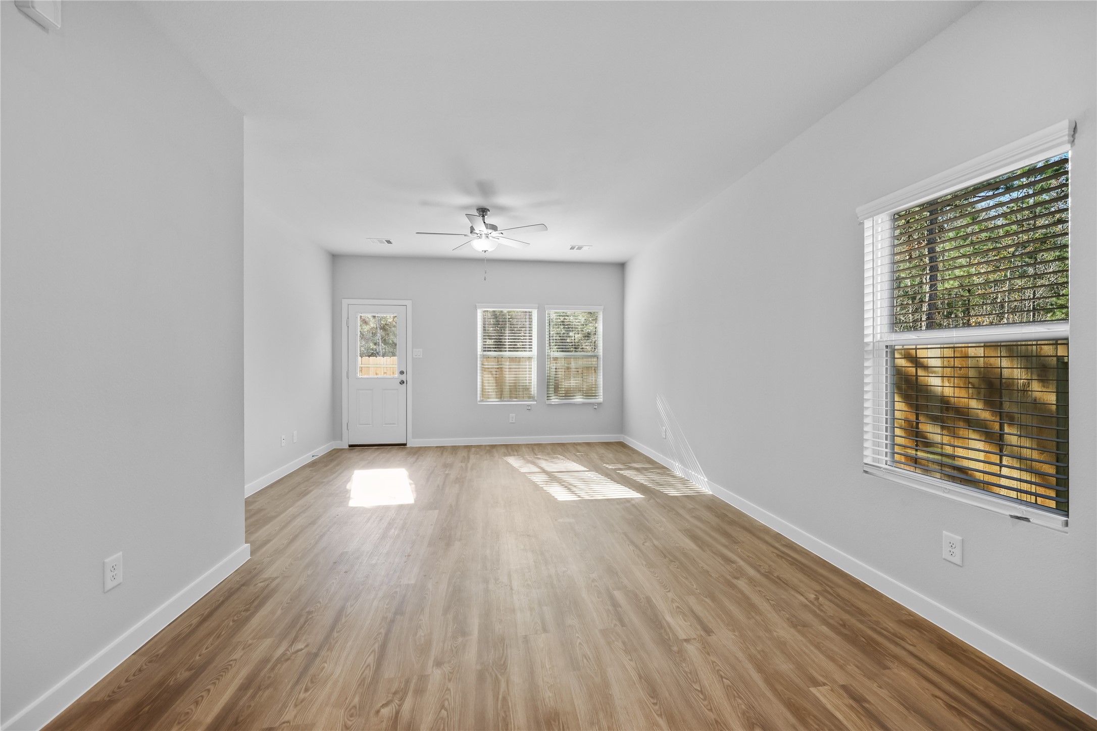 17015 Pandora Way Property Photo 8