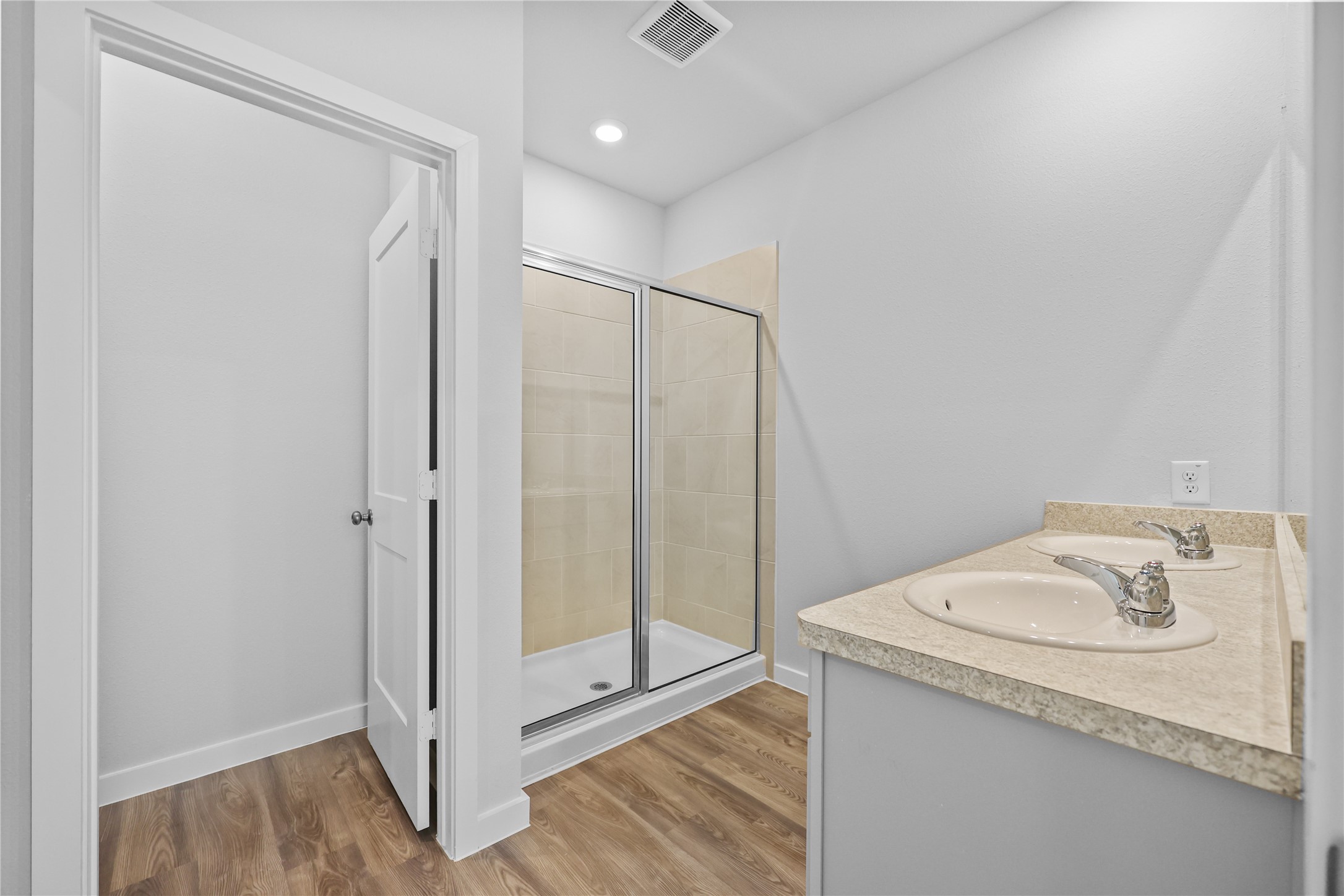 17015 Pandora Way Property Photo 12