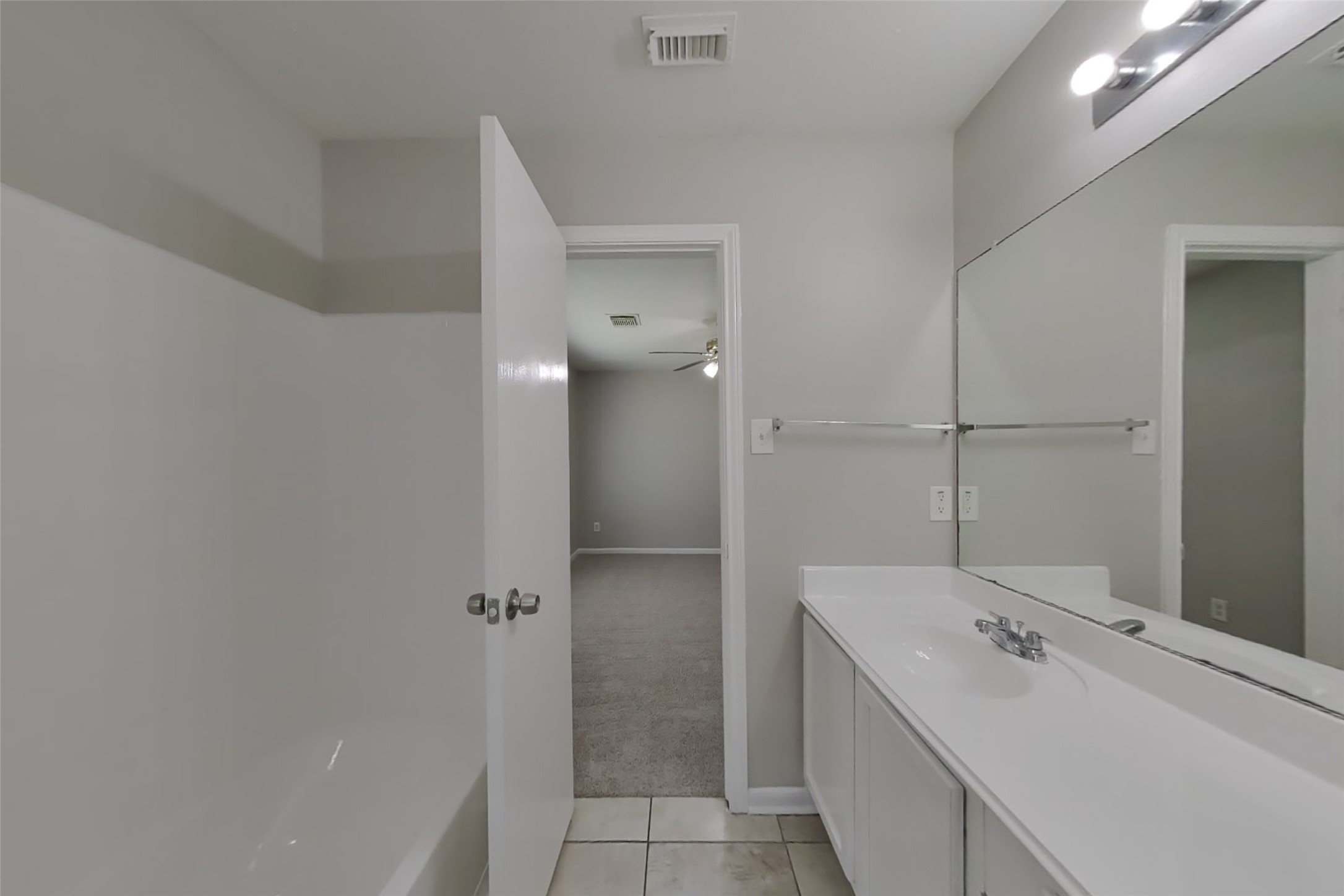 8707 Texas Acorn Avenue Property Photo 8