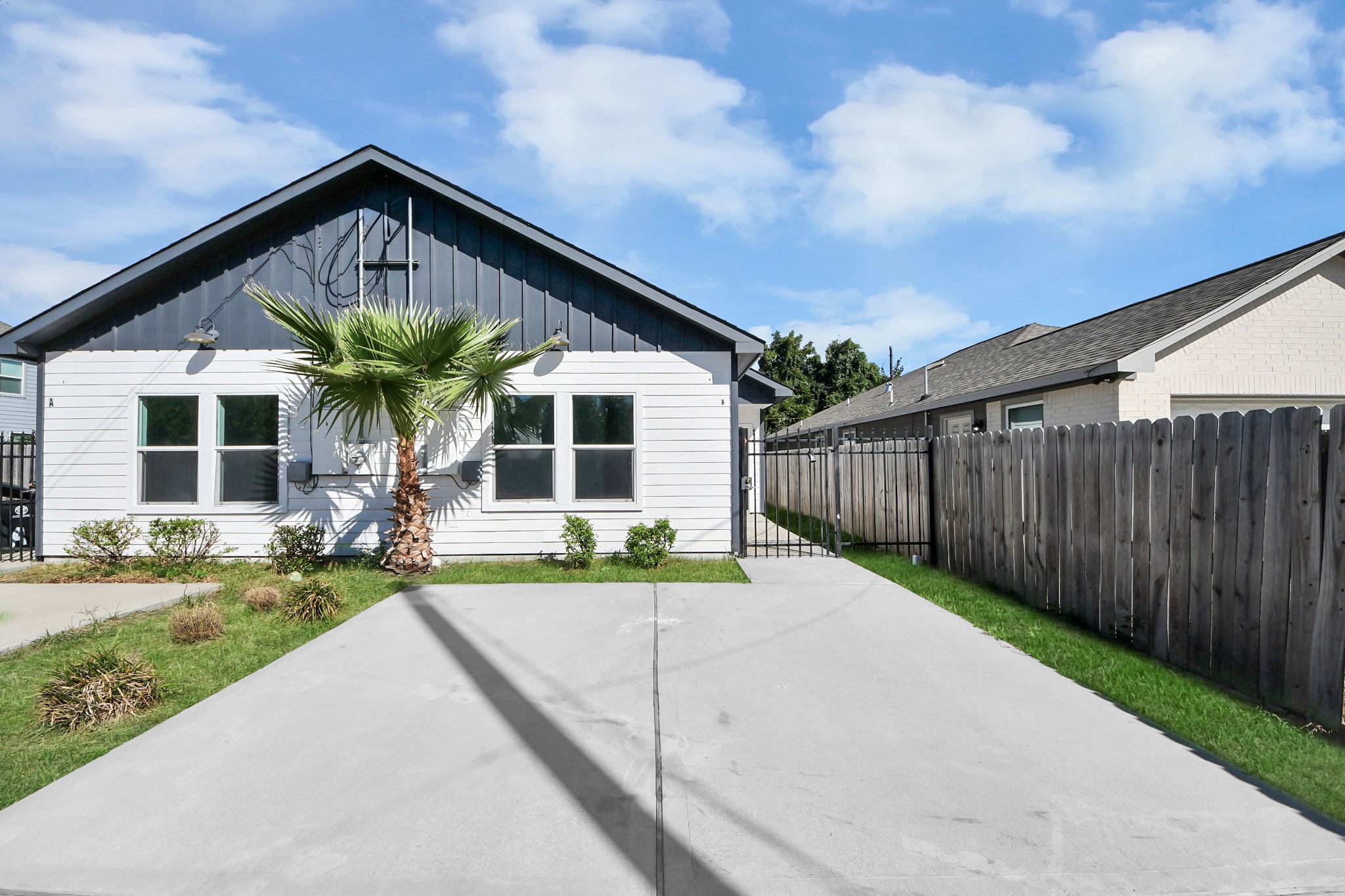 7502 Sandle Street B Property Photo 1