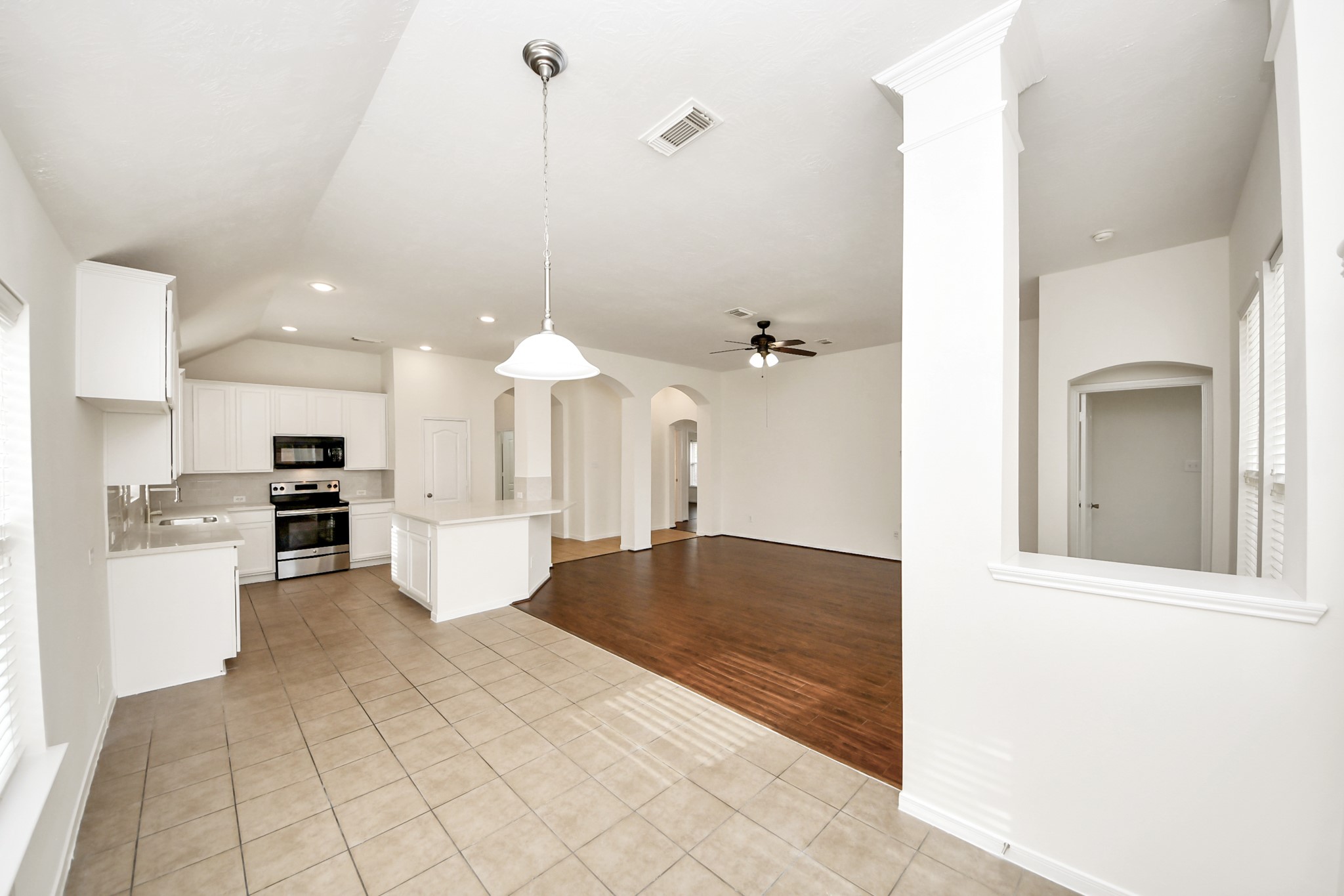 19122 Mission Manor Lane Property Photo 10