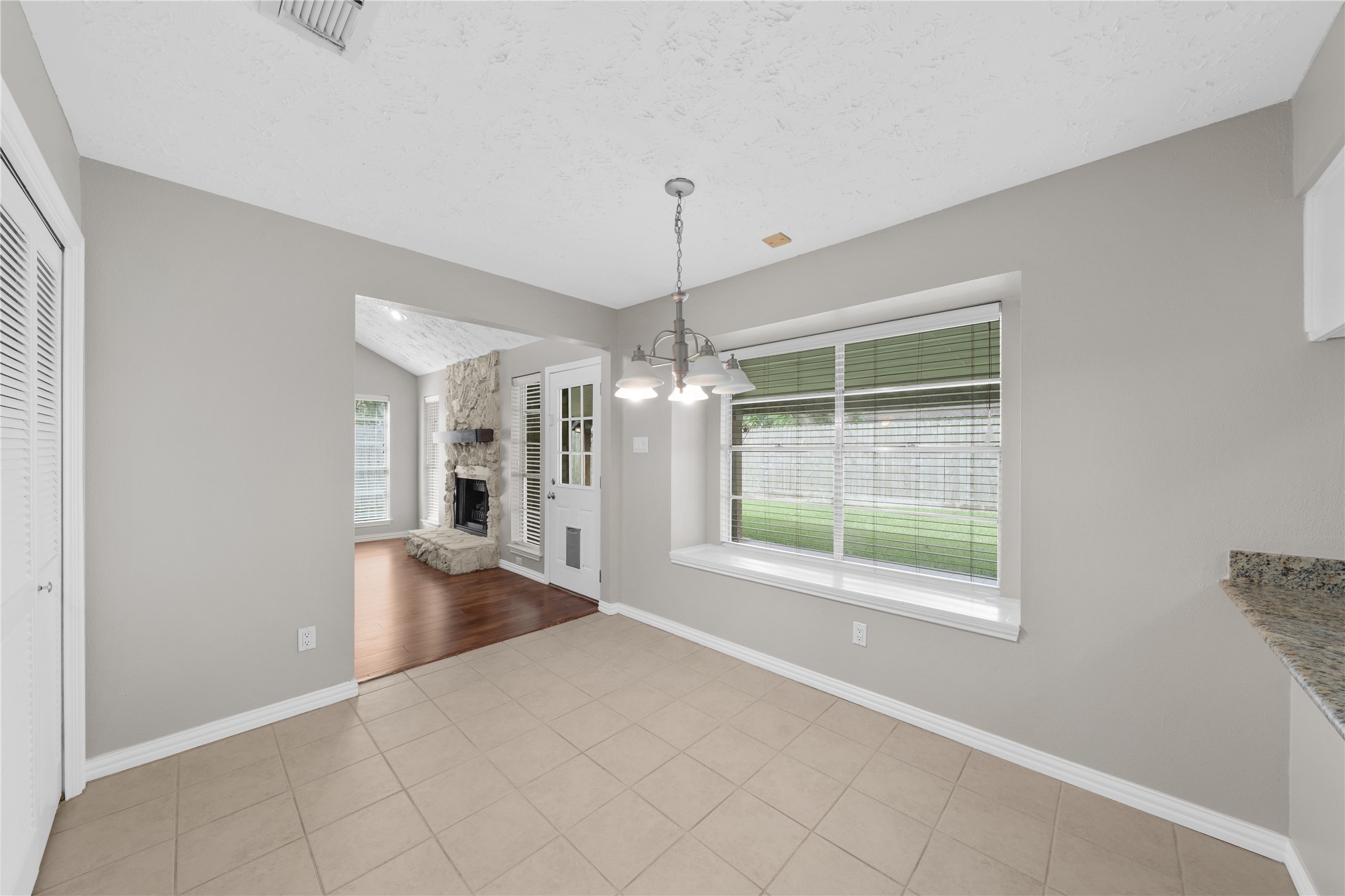 16826 Cobble Ridge Drive Property Photo 16
