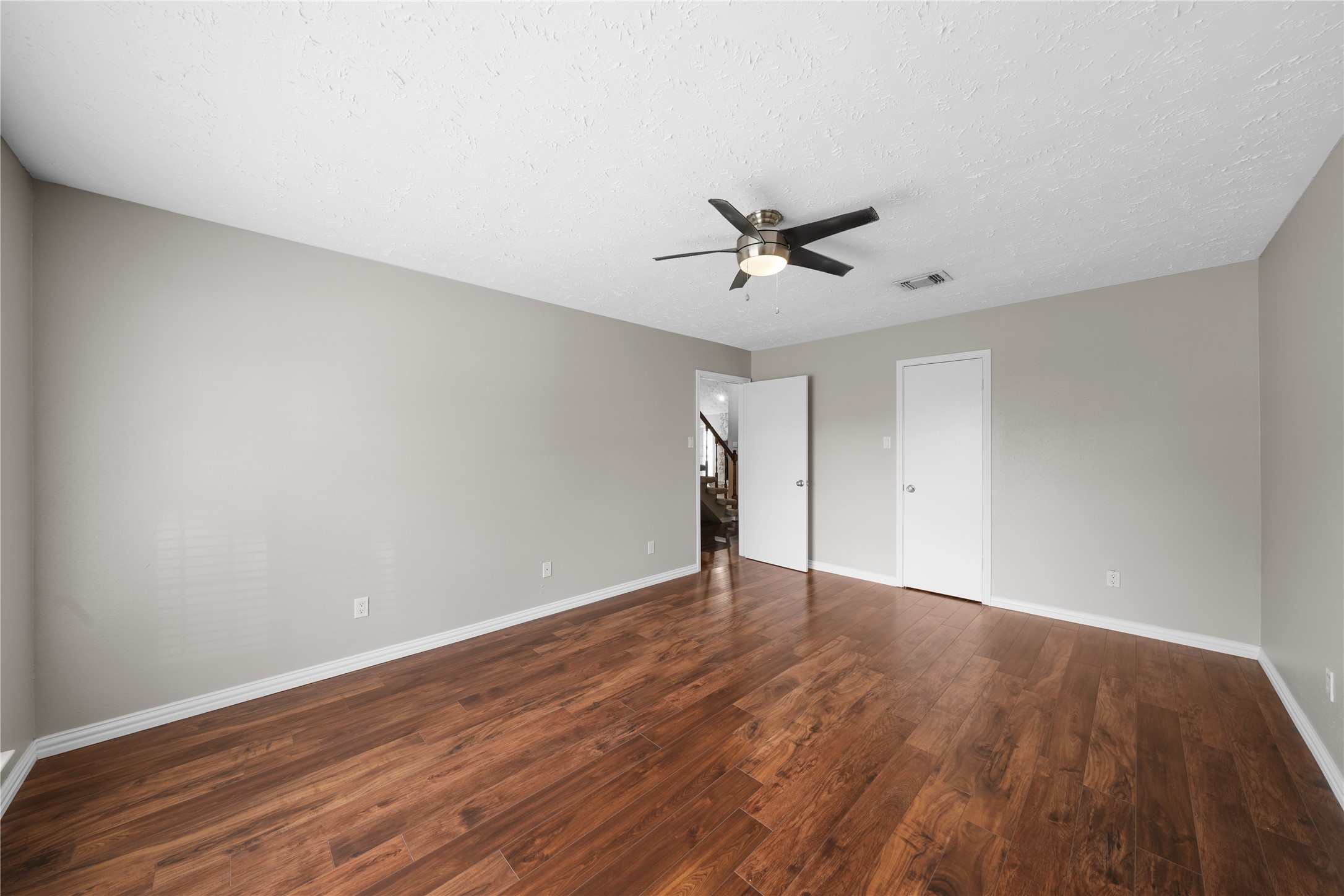 16826 Cobble Ridge Drive Property Photo 18