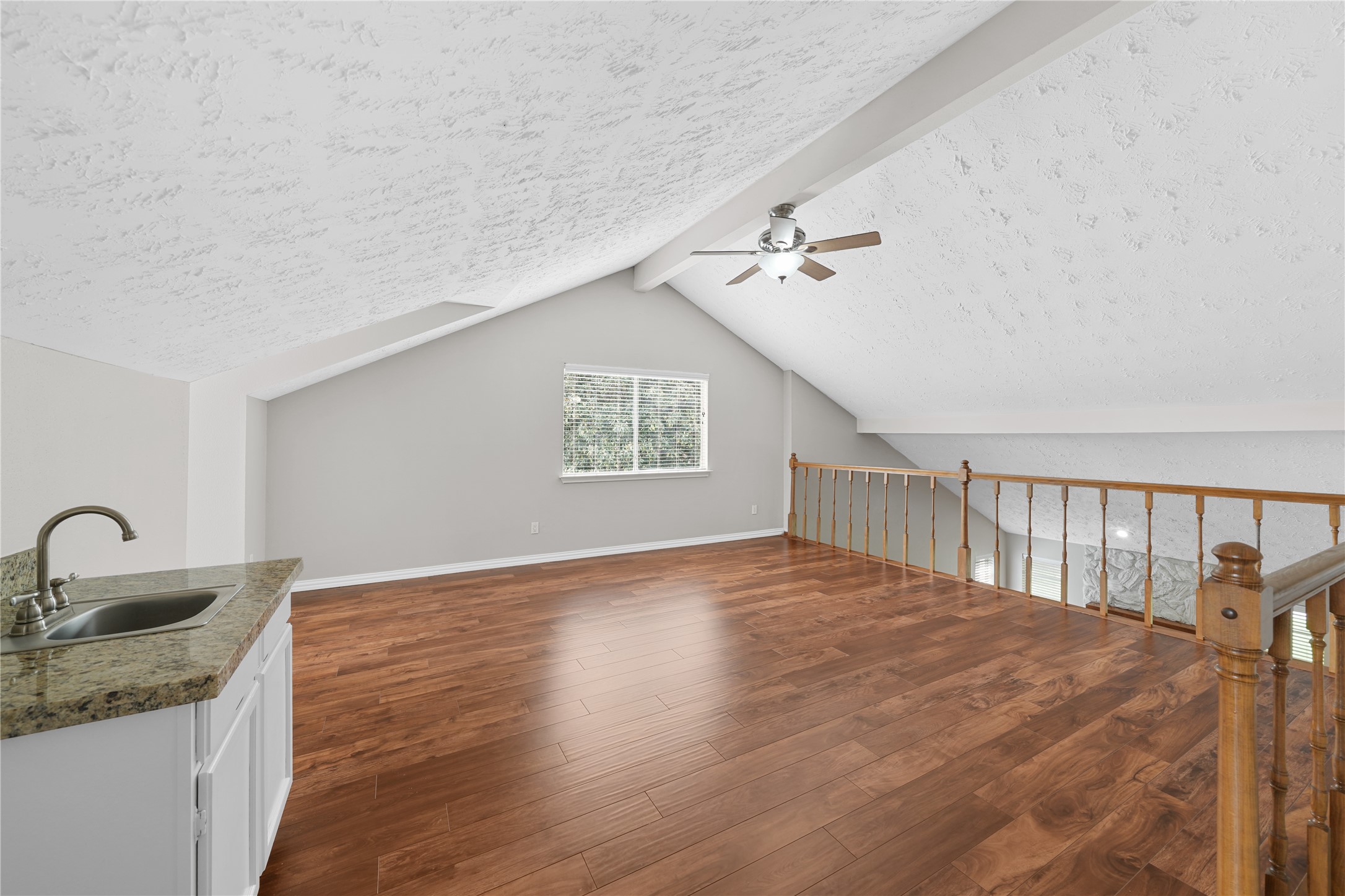 16826 Cobble Ridge Drive Property Photo 30