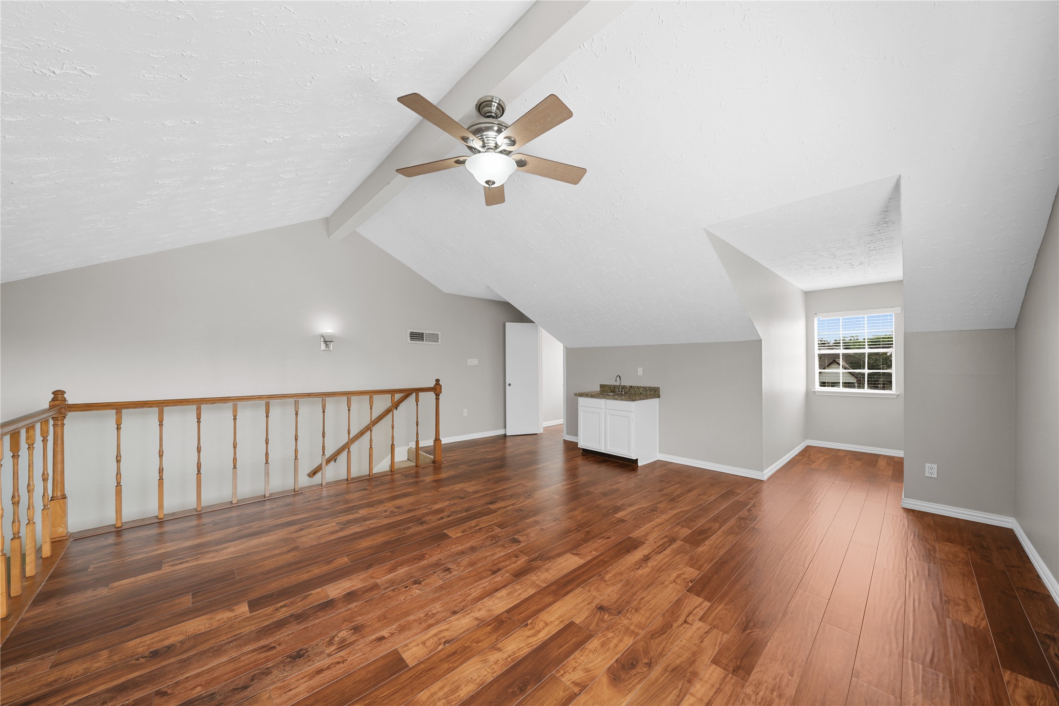 16826 Cobble Ridge Drive Property Photo 31