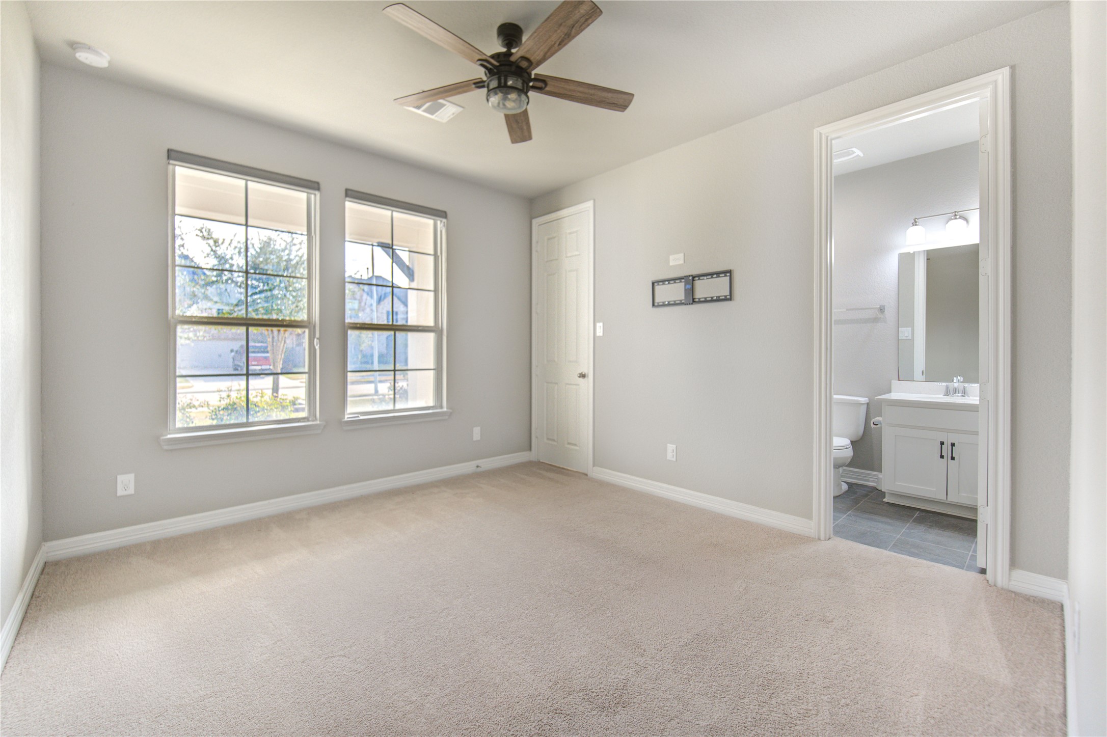 28918 Woods Rose Court Property Photo 6