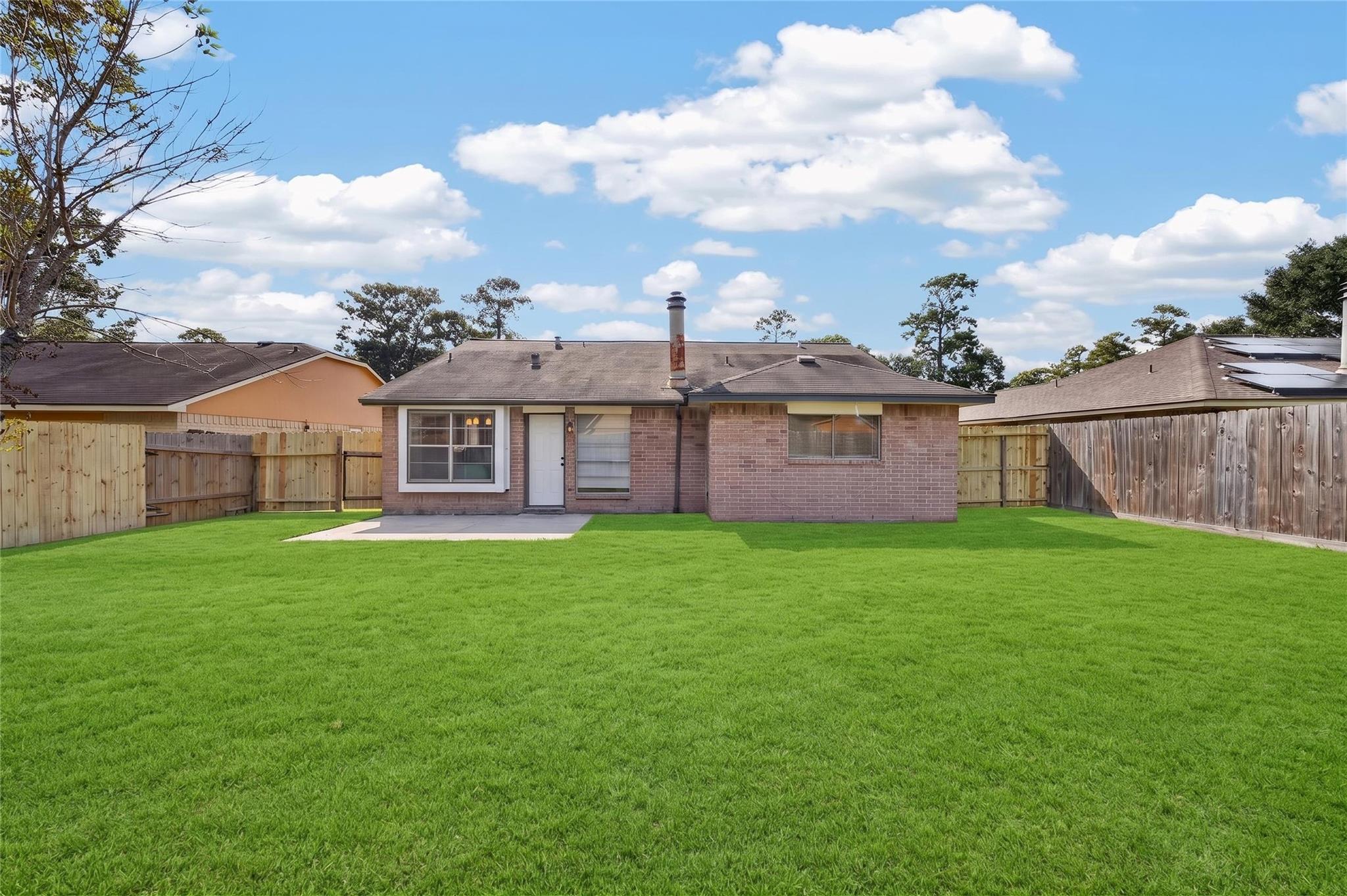 23522 Newgate Drive Property Photo 28