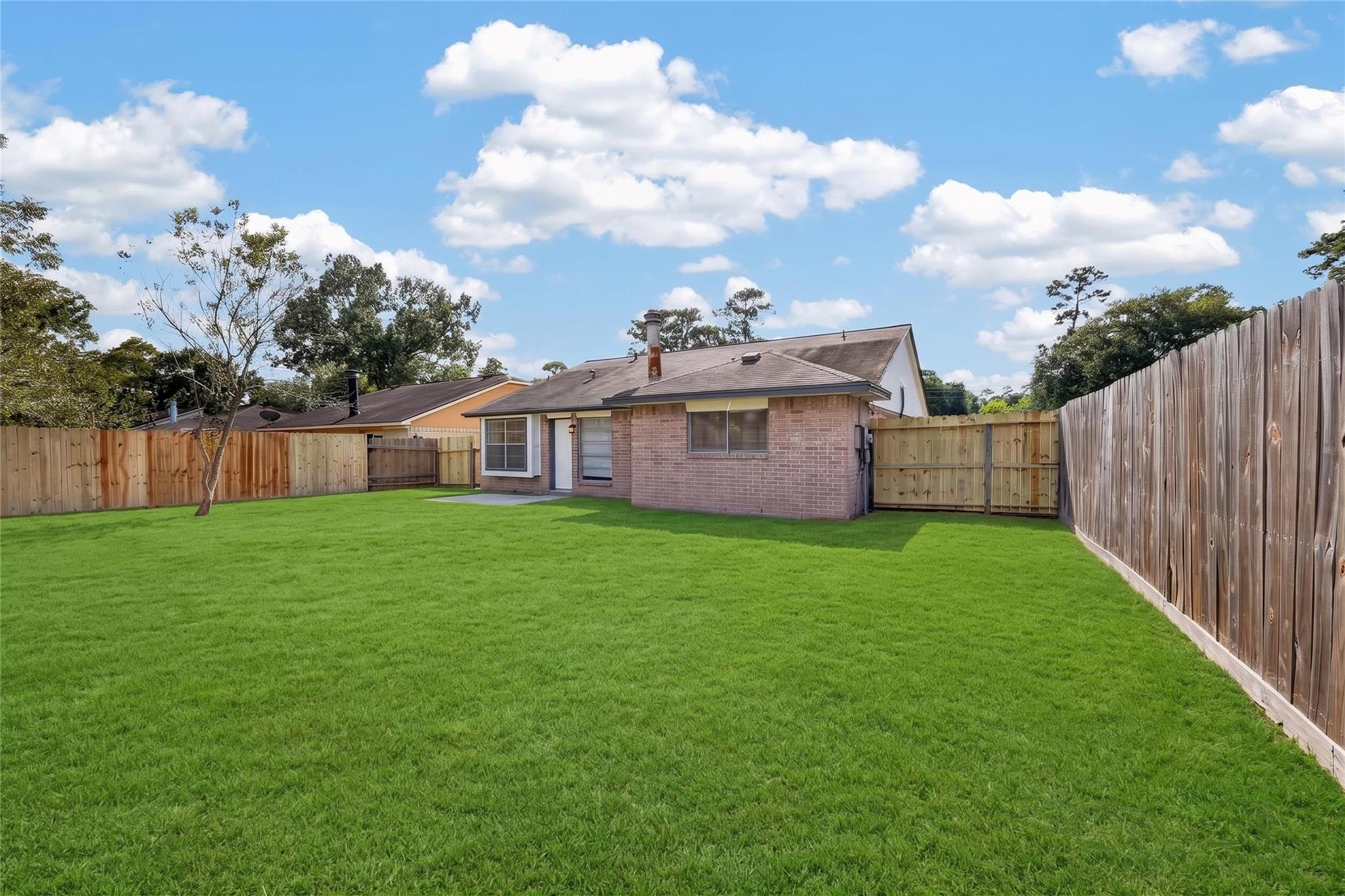 23522 Newgate Drive Property Photo 29