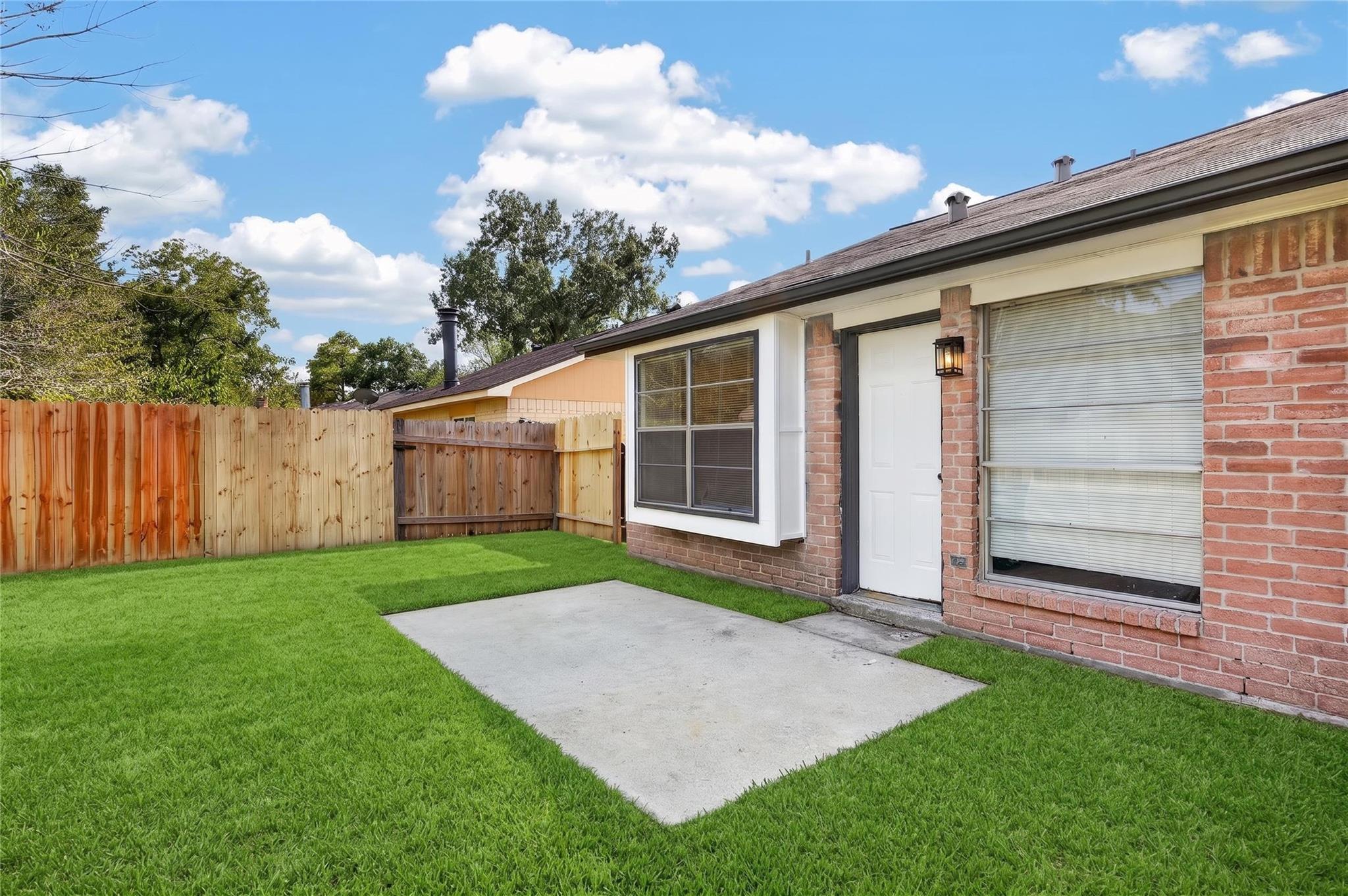 23522 Newgate Drive Property Photo 30