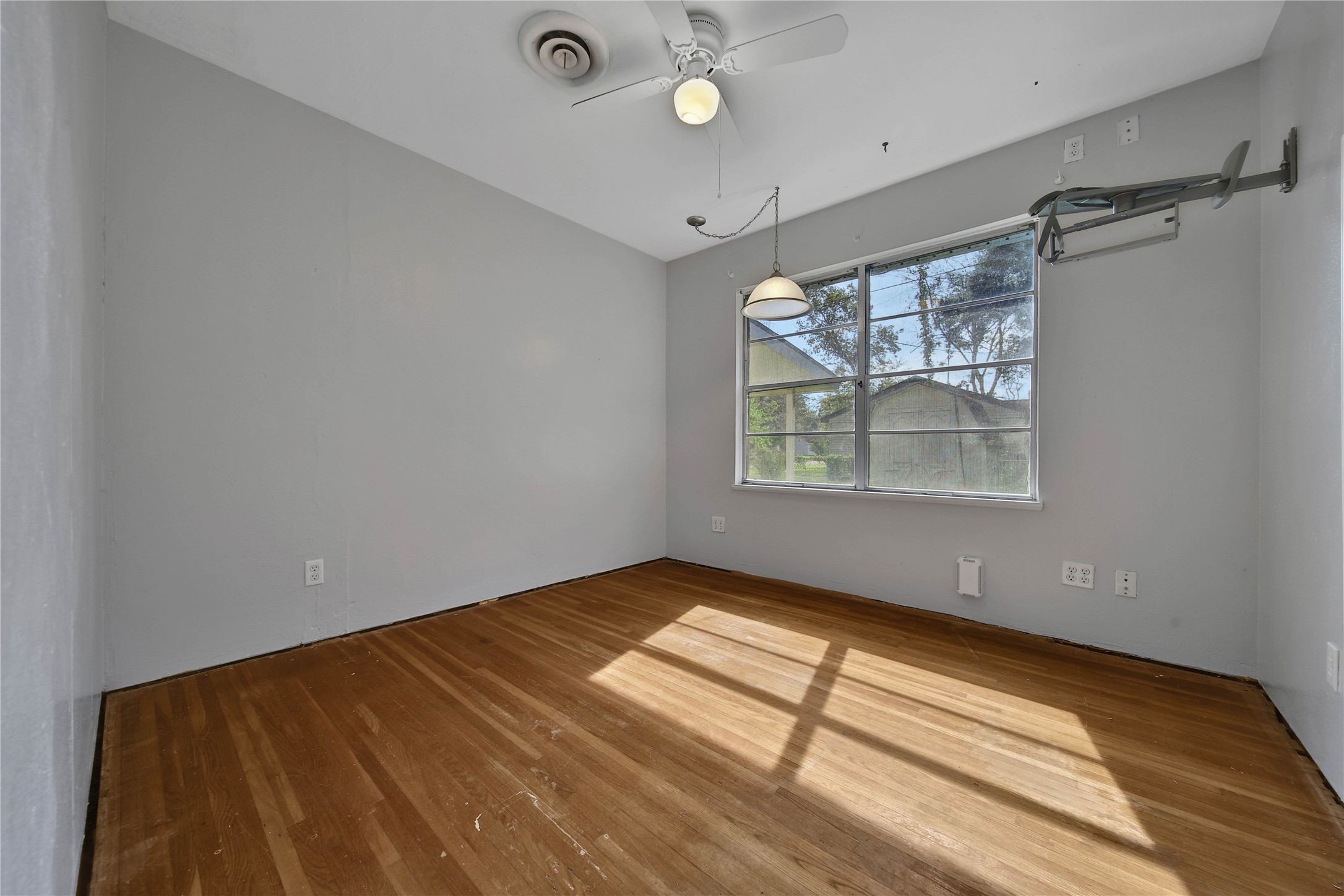 202 Hammond Loop Property Photo 19