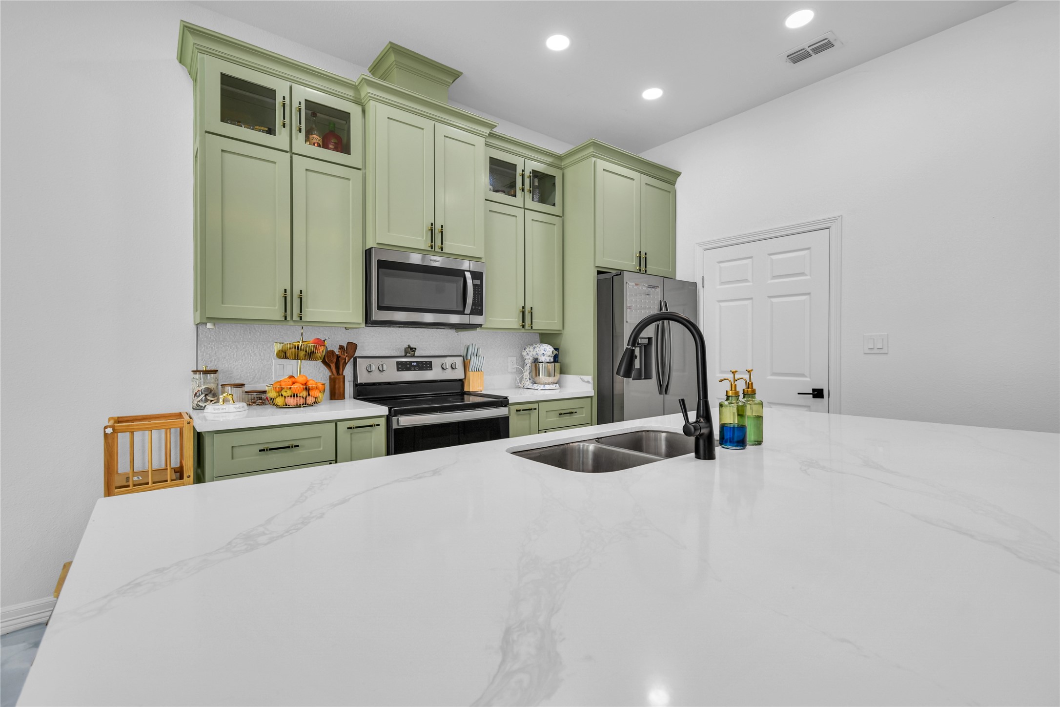 1252 2nd Street Property Photo 12