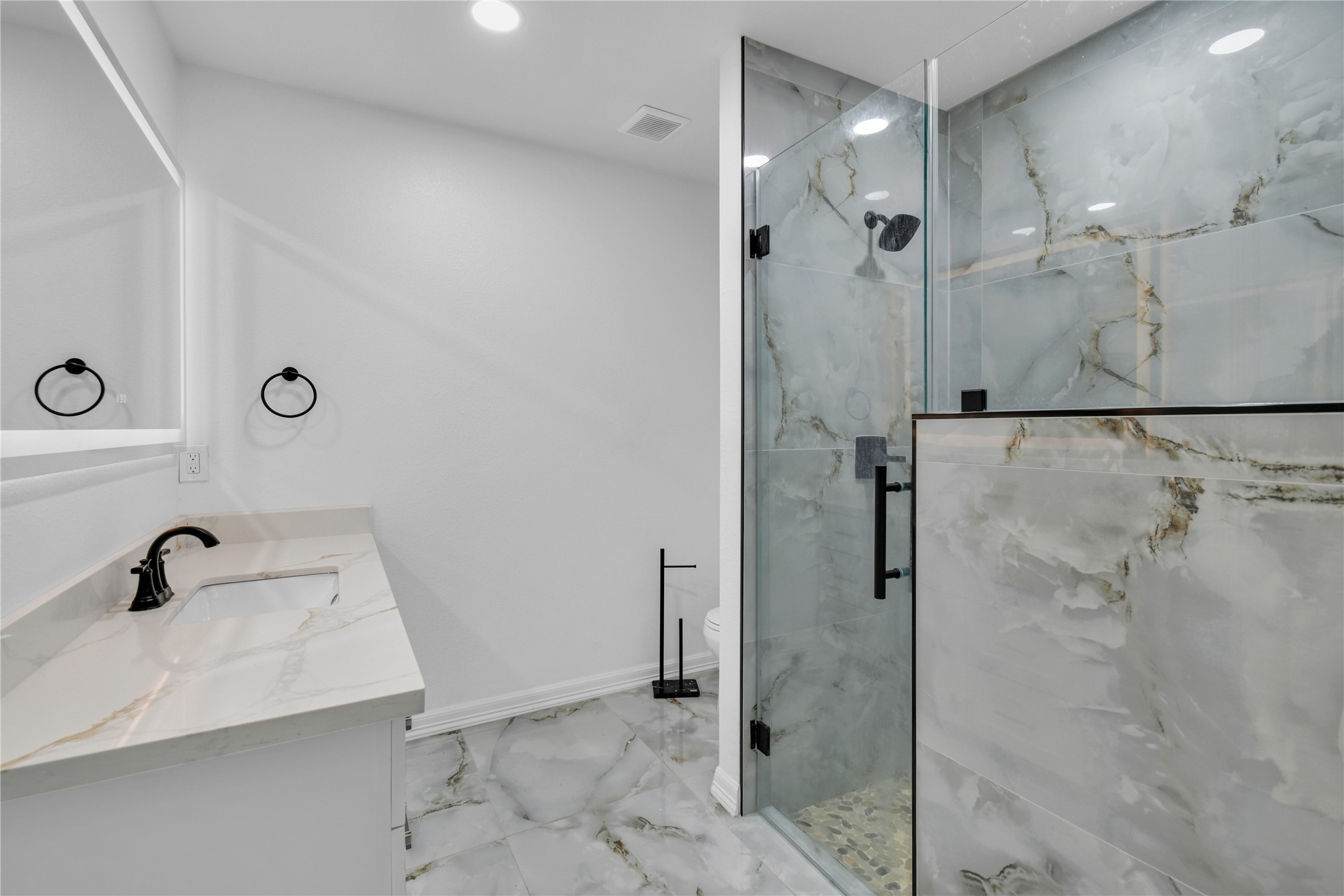 1252 2nd Street Property Photo 16
