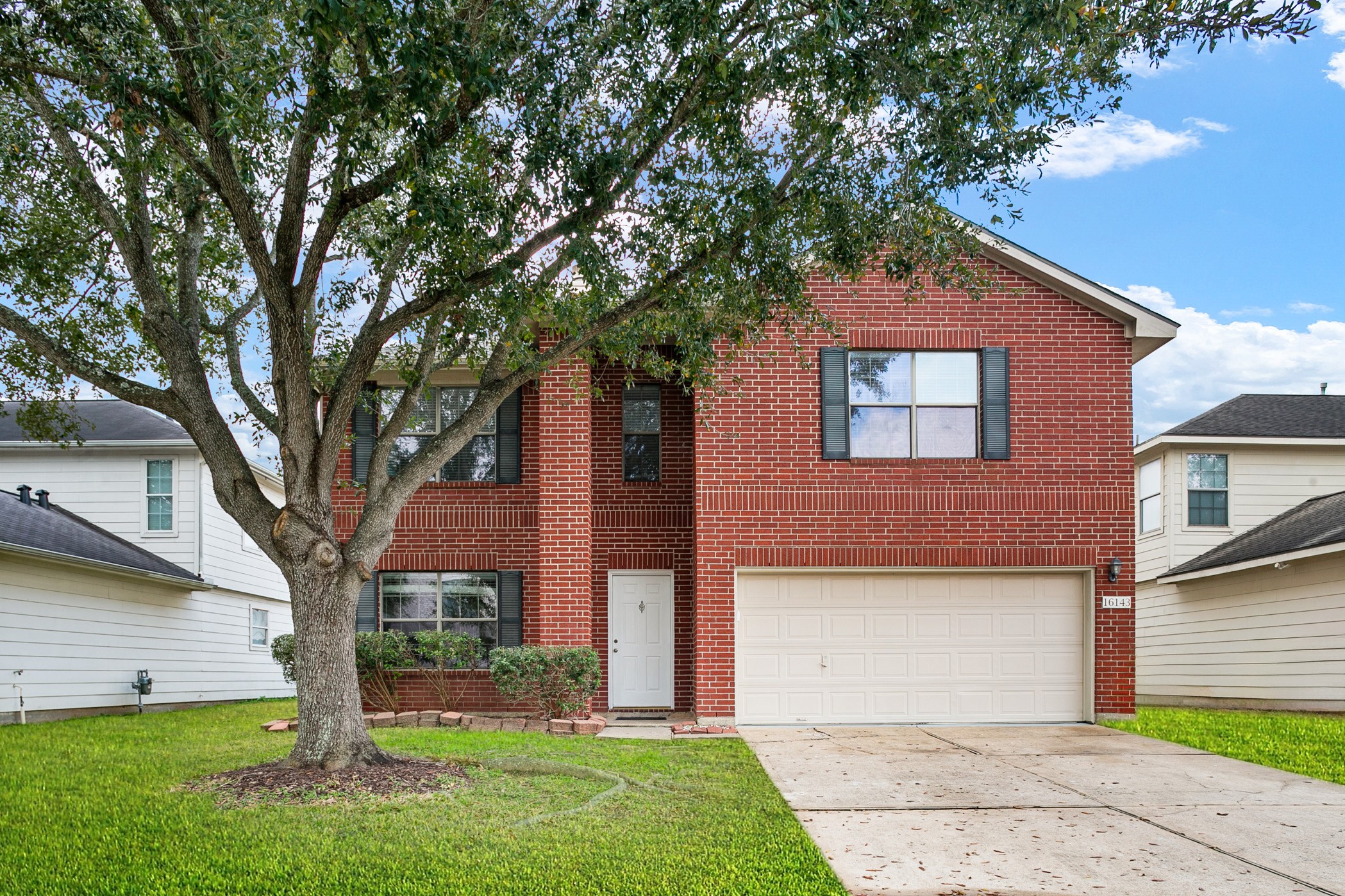 16143 Dawn Marie Lane Property Photo 1