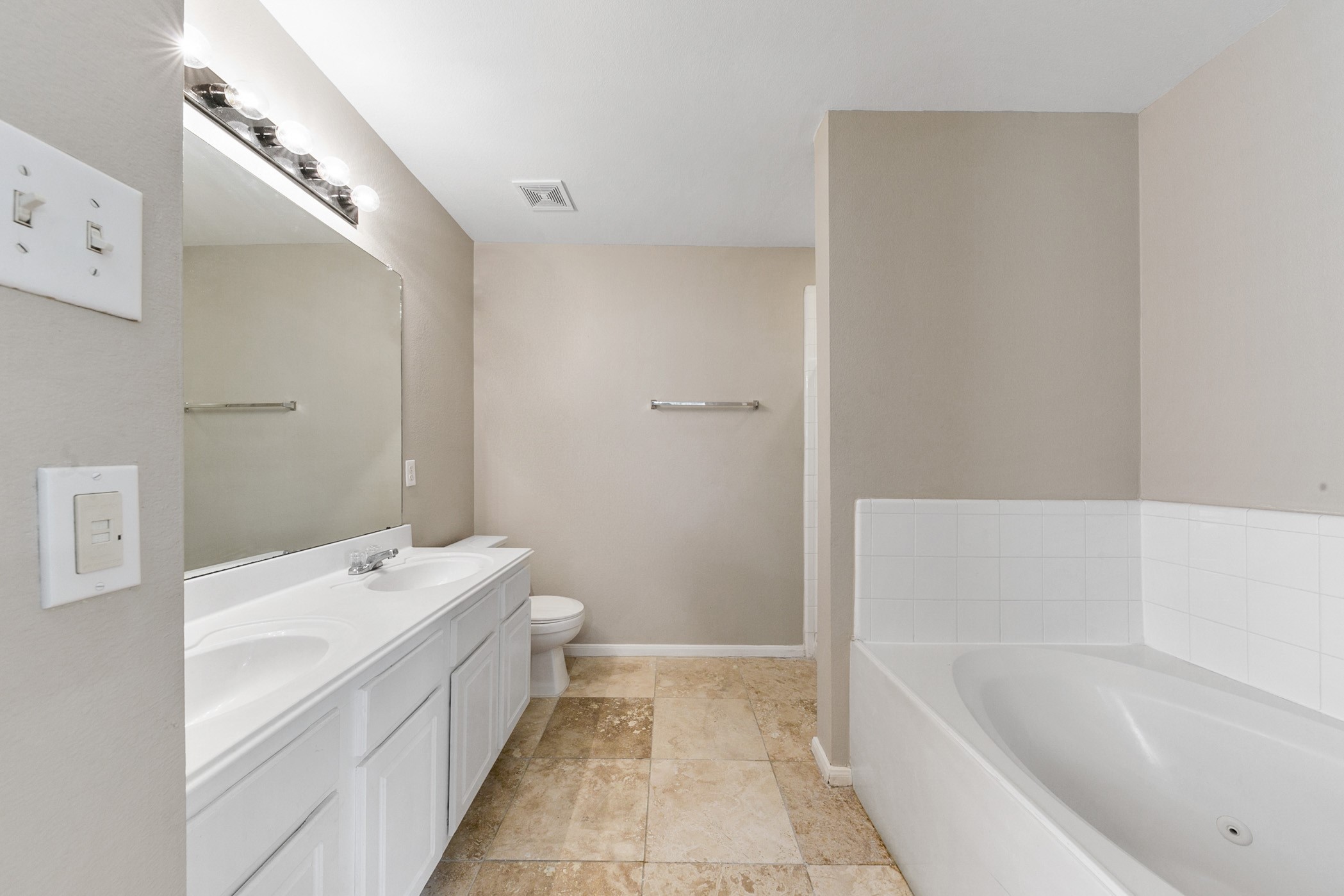 16143 Dawn Marie Lane Property Photo 20