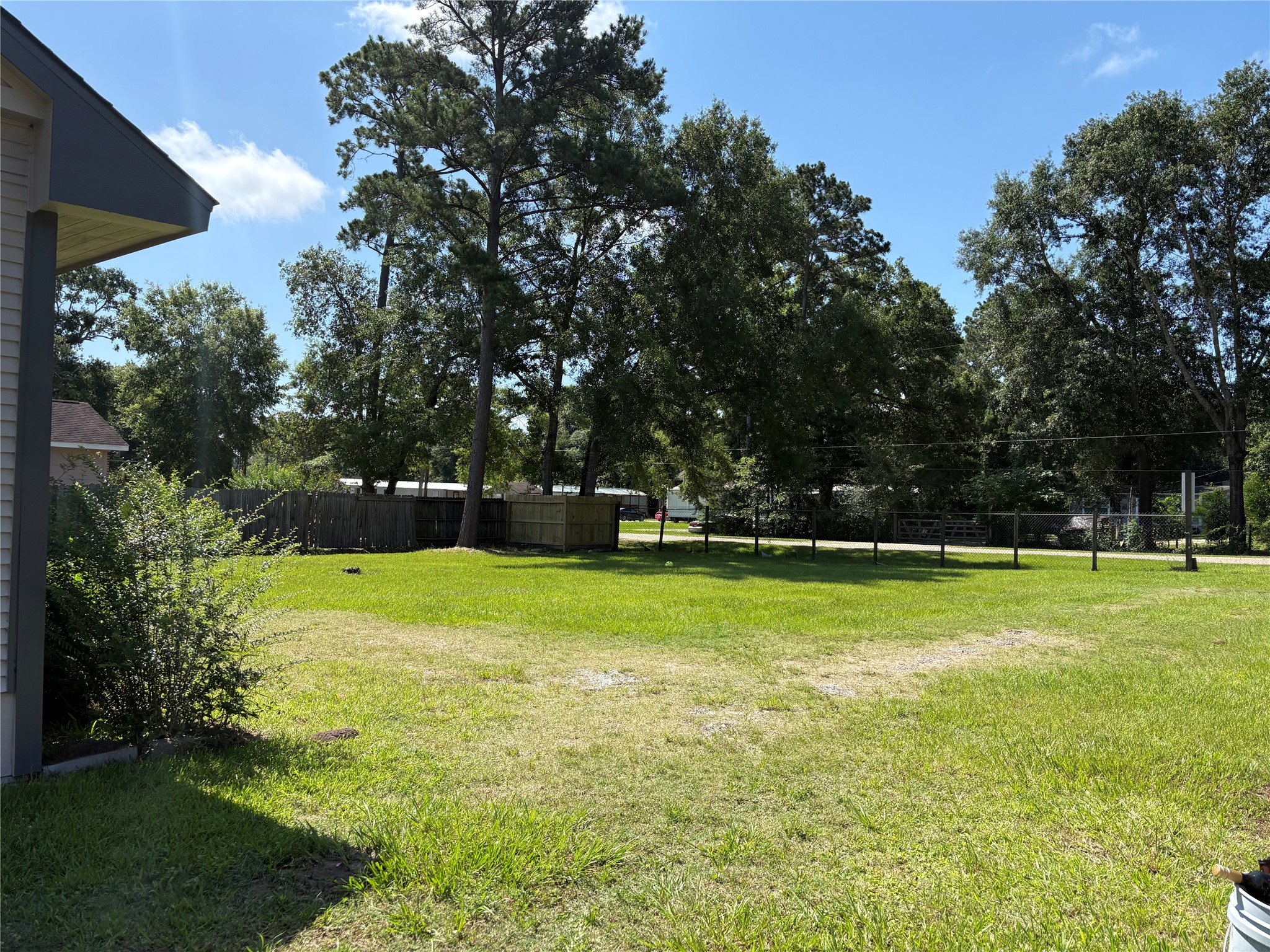 17807 Dean Court Property Photo 6