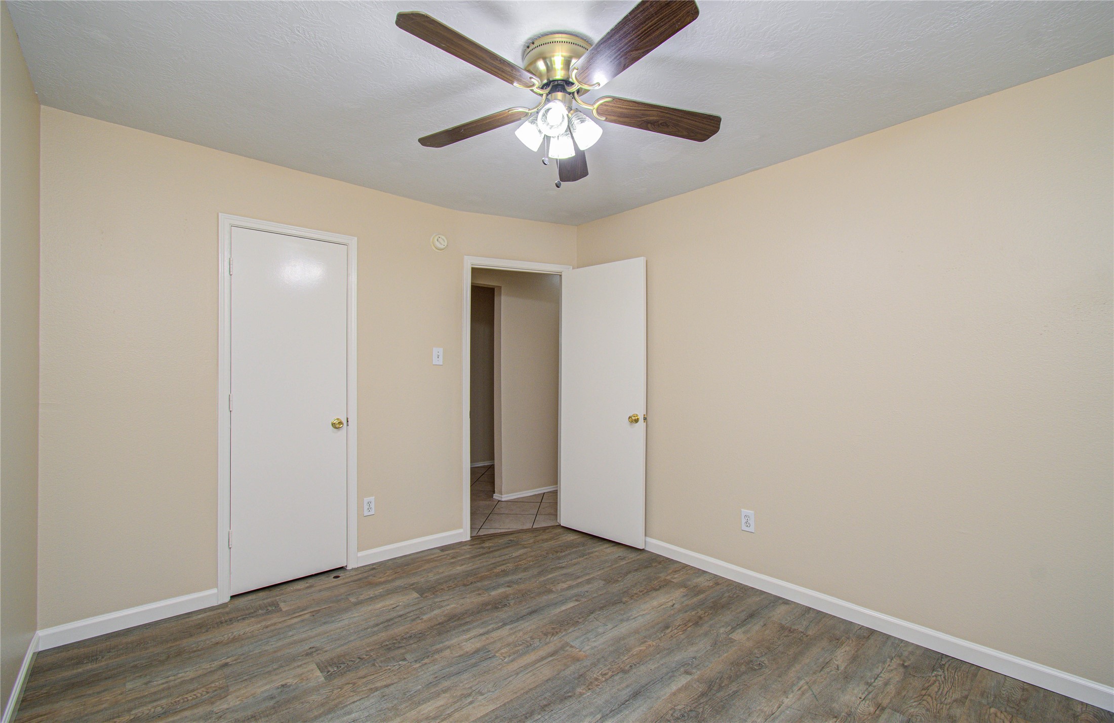 16835 Carbridge Drive Property Photo 11