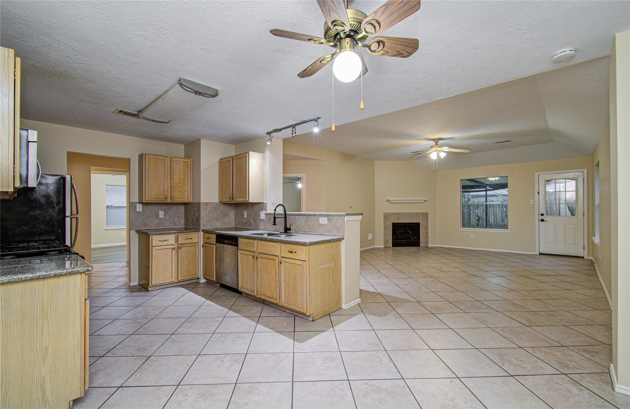 16835 Carbridge Drive Property Photo 19
