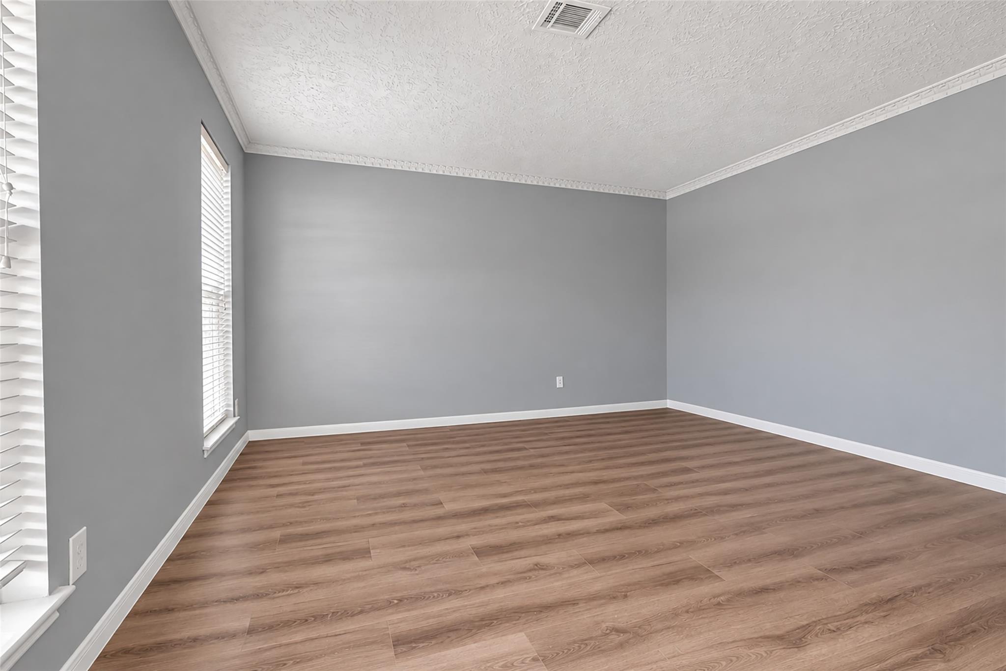 1302 Minchen Drive Property Photo 25
