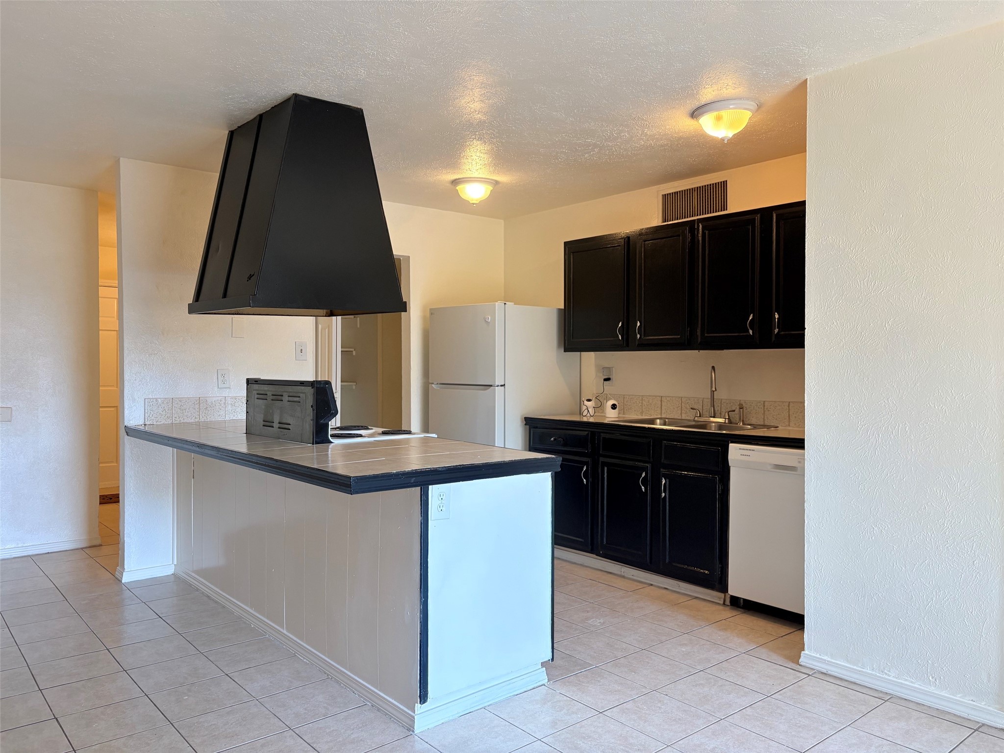 24411 Beef Canyon Drive Property Photo 1