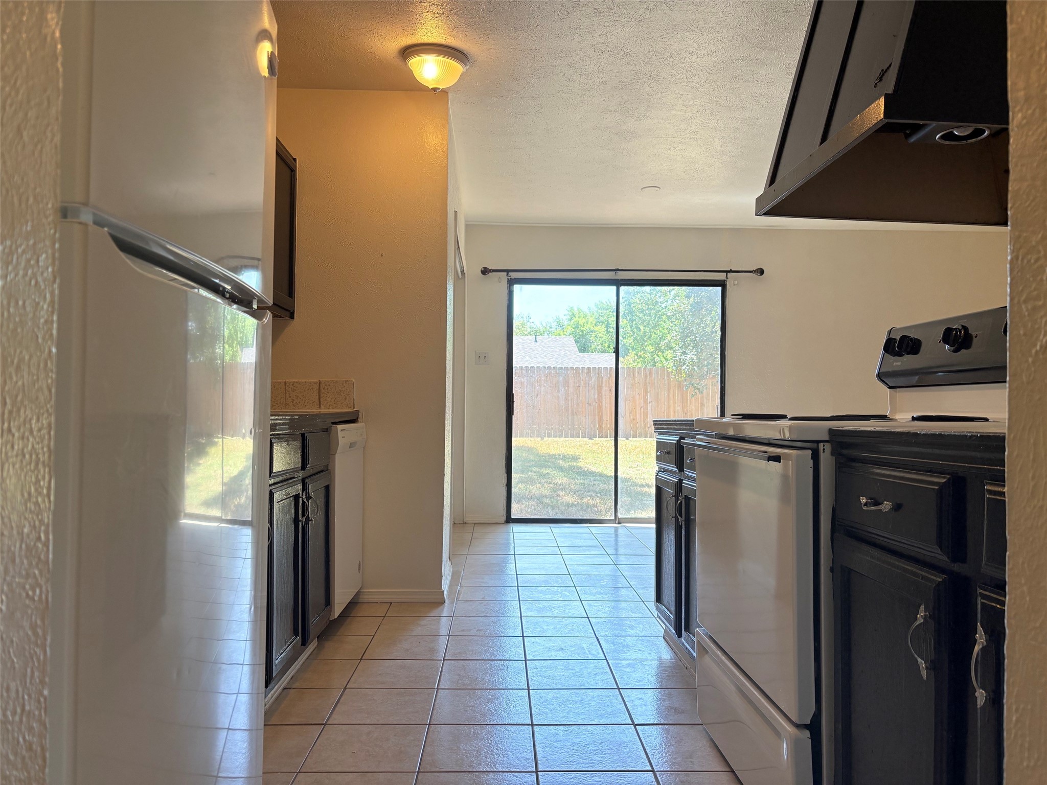 24411 Beef Canyon Drive Property Photo 5