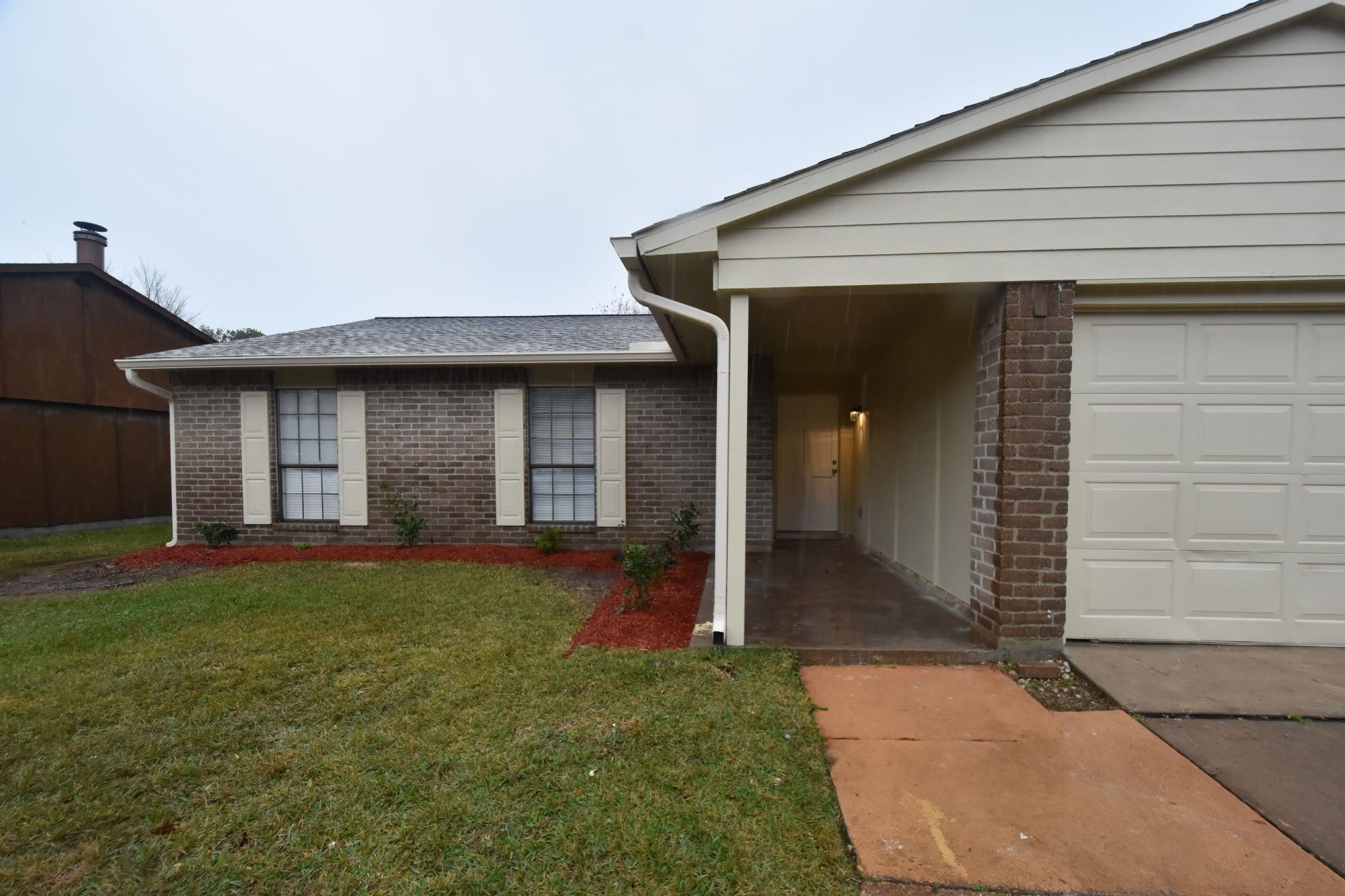 24215 Beef Canyon Drive Property Photo 1