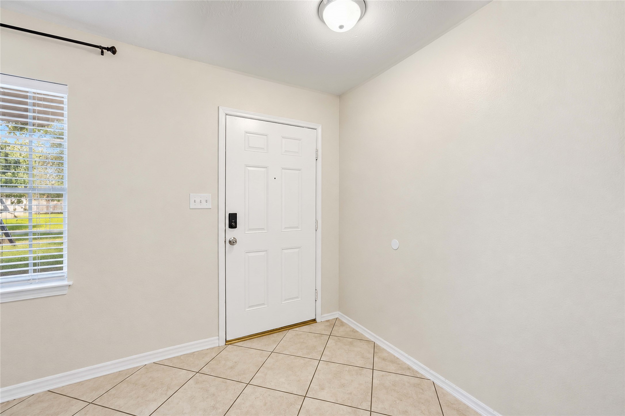 5735 Clerkenwell Drive Property Photo 11